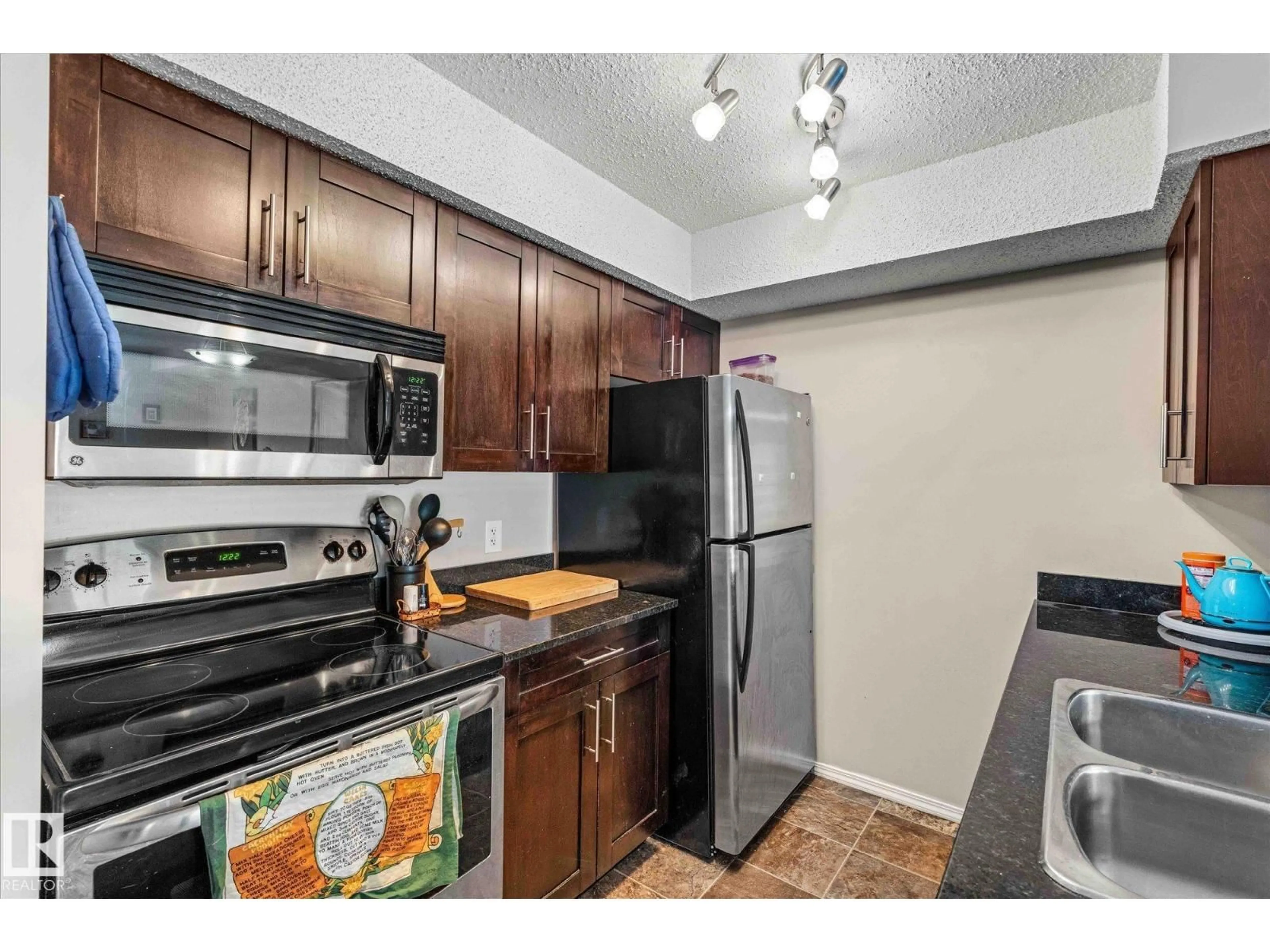 Standard kitchen, unknown for #309 - 1080 MCCONACHIE BV, Edmonton Alberta T5Y0X2