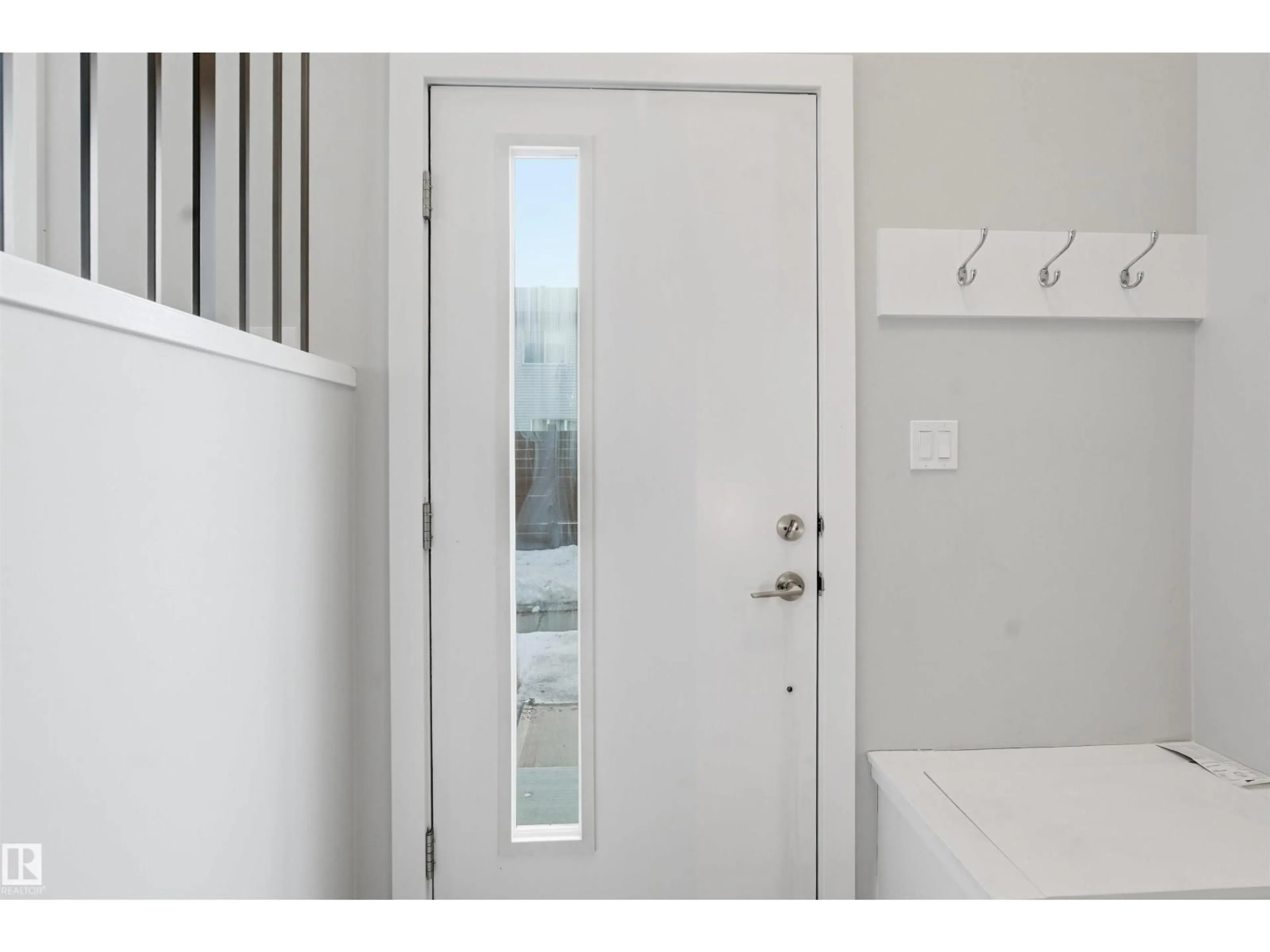 Indoor entryway for 40 1729 KEENE CR, Edmonton Alberta T6W4B6