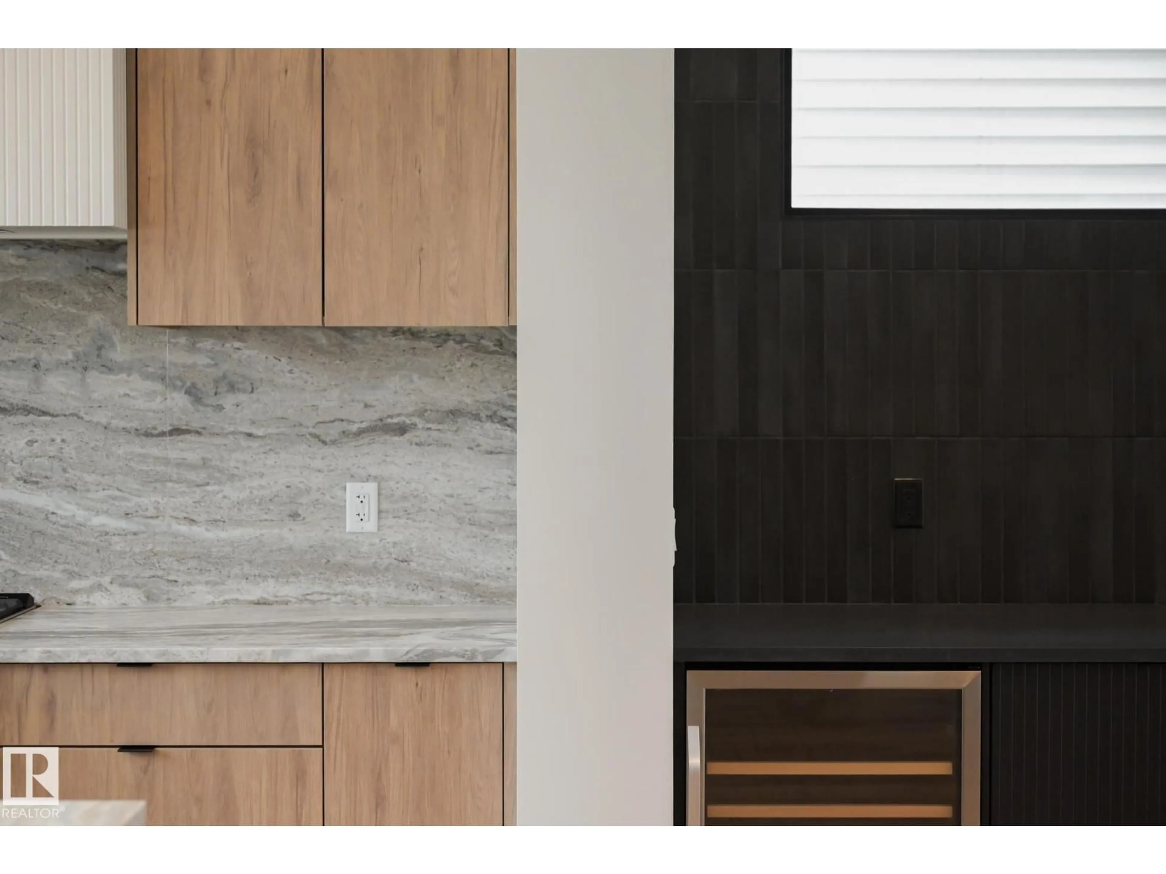 Contemporary kitchen, unknown for 9140 74 AV, Edmonton Alberta T6E1E1