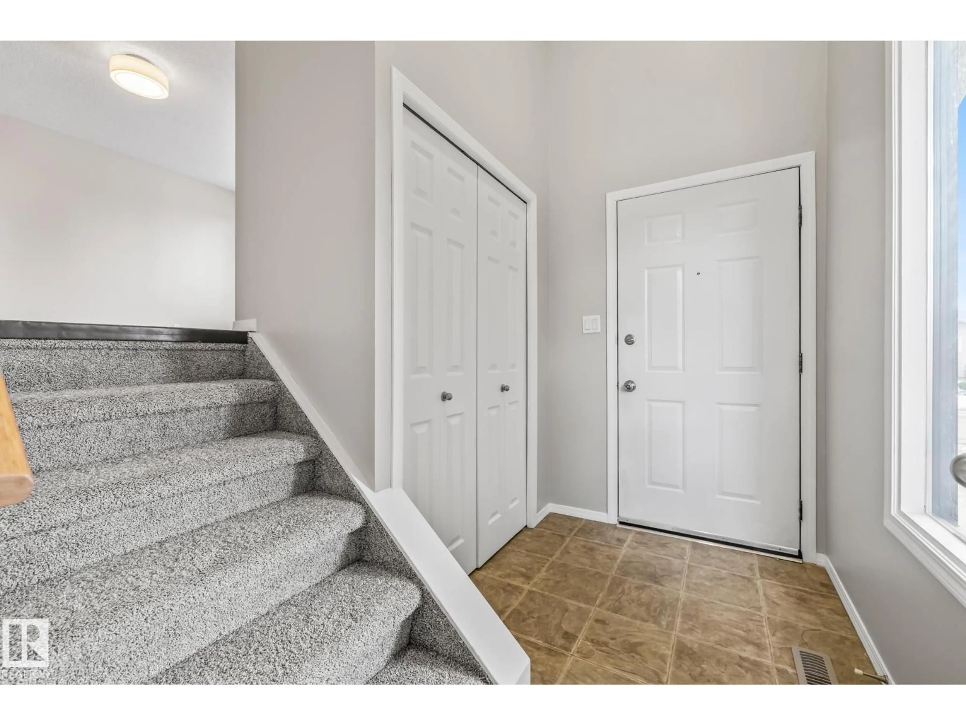 Unknown for 9611 81 ST, Fort Saskatchewan Alberta T8L3C7