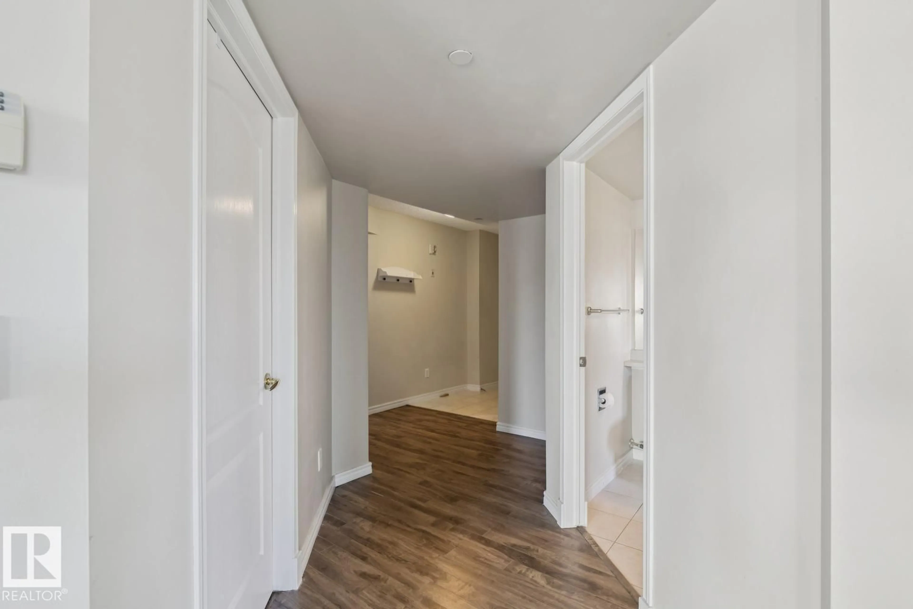 Unknown for #605 - 9741 110 ST, Edmonton Alberta T5X2V8