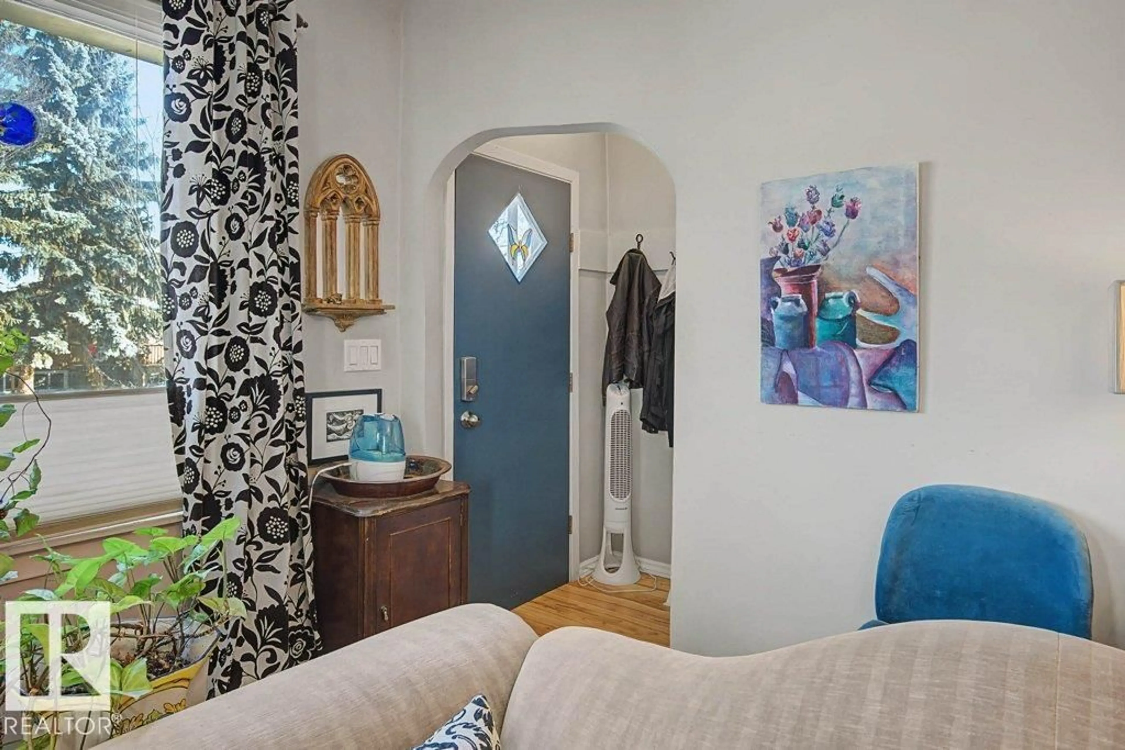 Unknown for 9739 85 AV, Edmonton Alberta T6E2J3