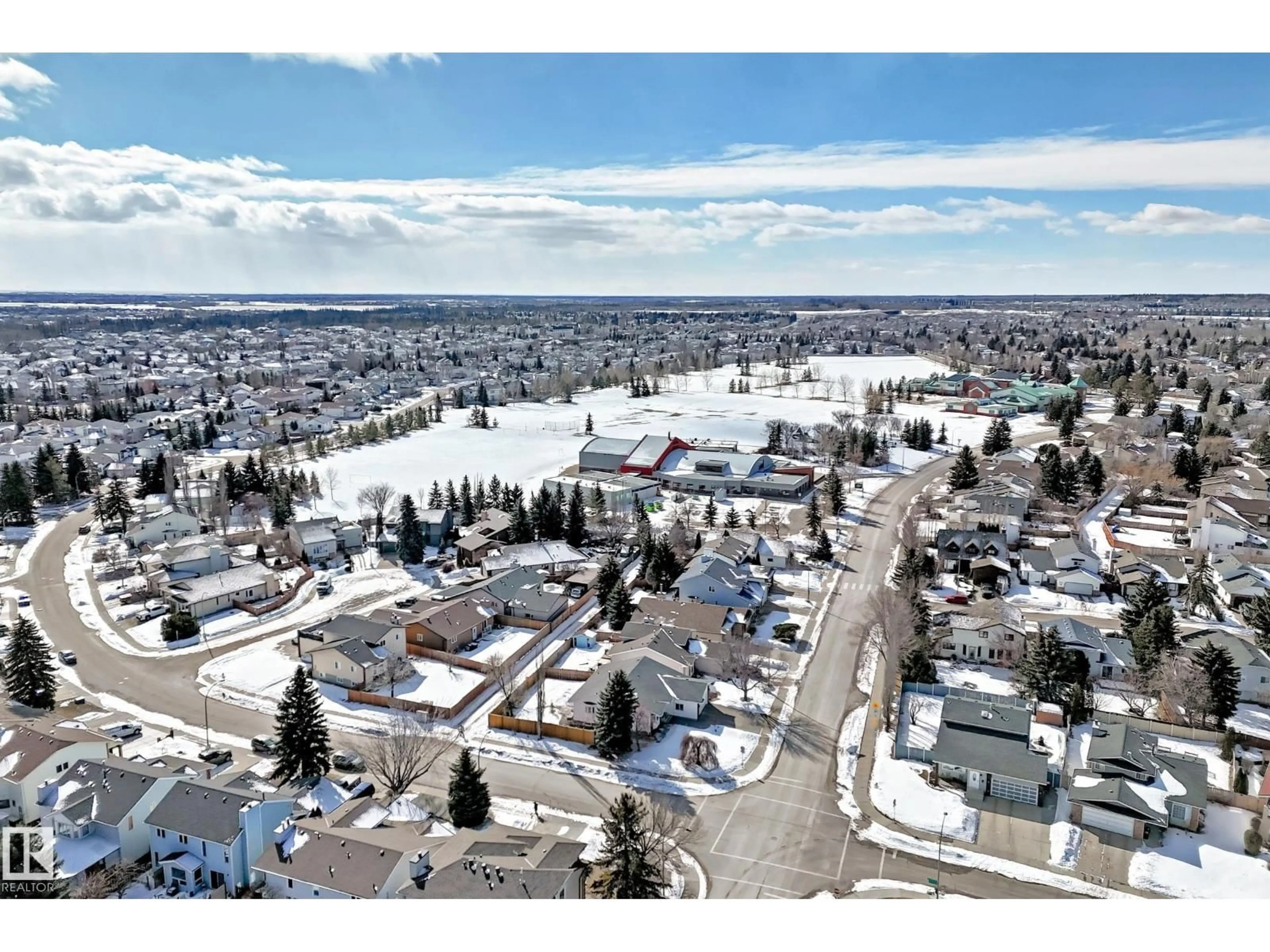 Unknown for 17911 57 AV, Edmonton Alberta T6M1X5