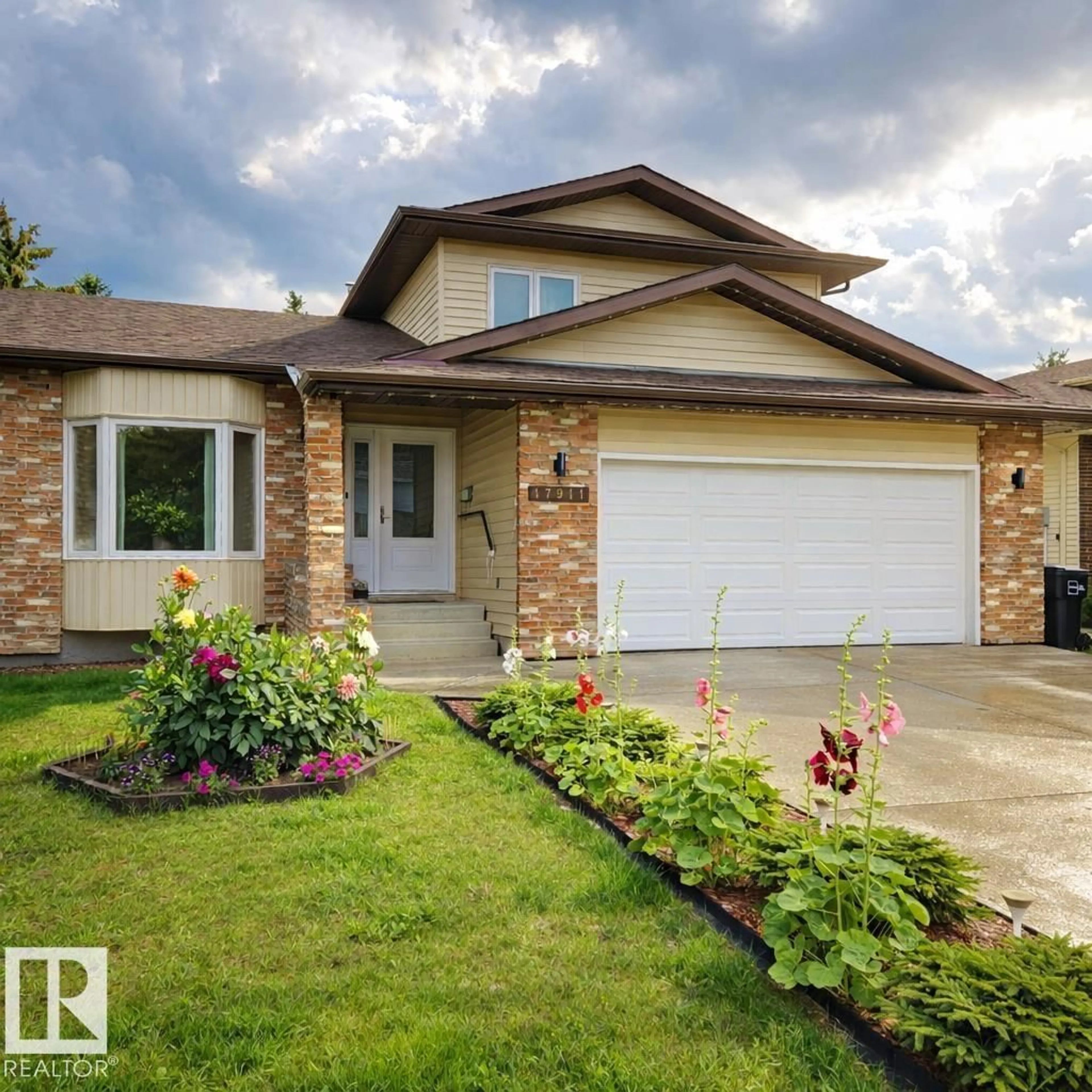 Unknown for 17911 57 AV, Edmonton Alberta T6M1X5