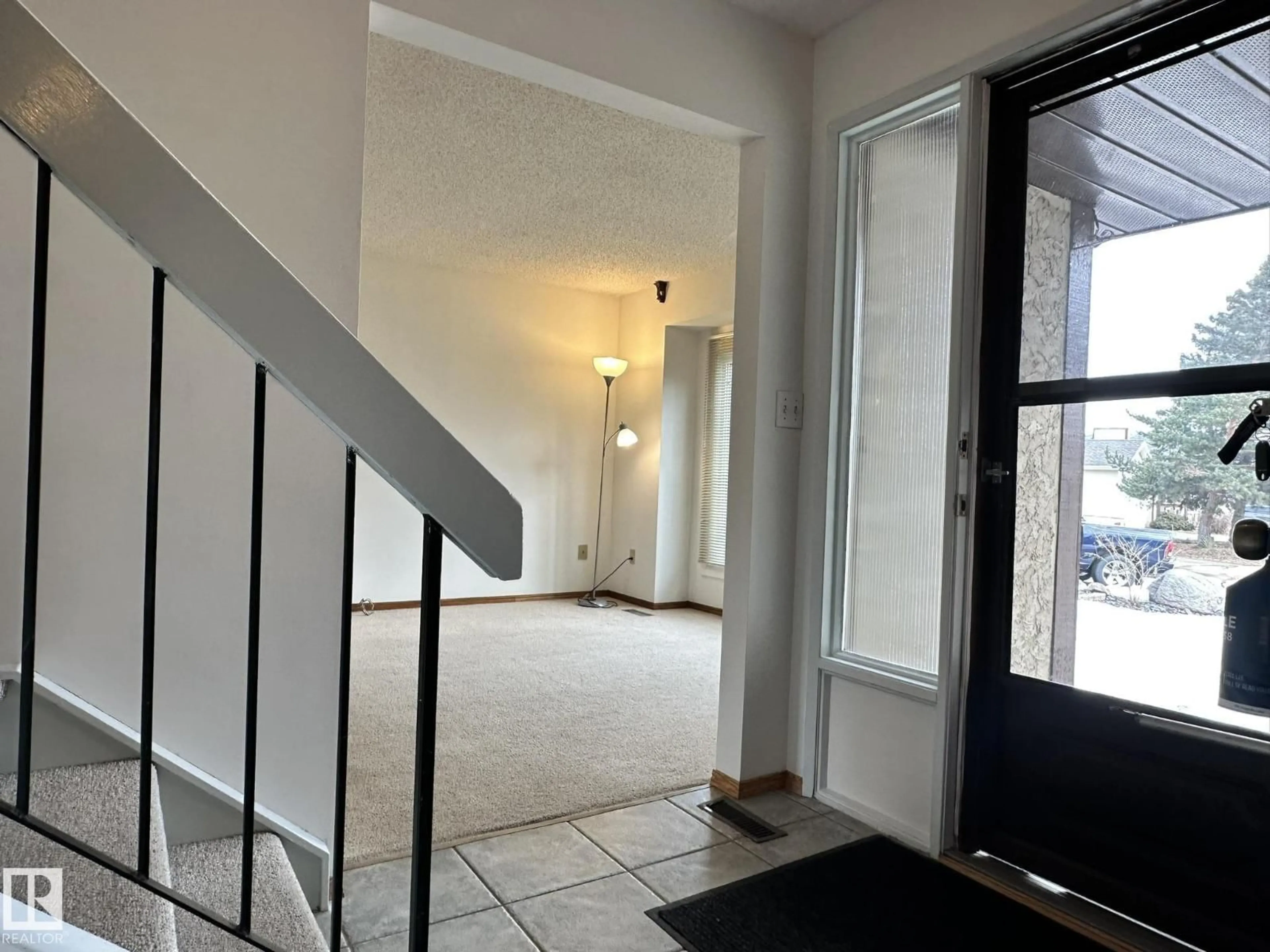 Unknown for 9928 181 ST, Edmonton Alberta T5T3S1