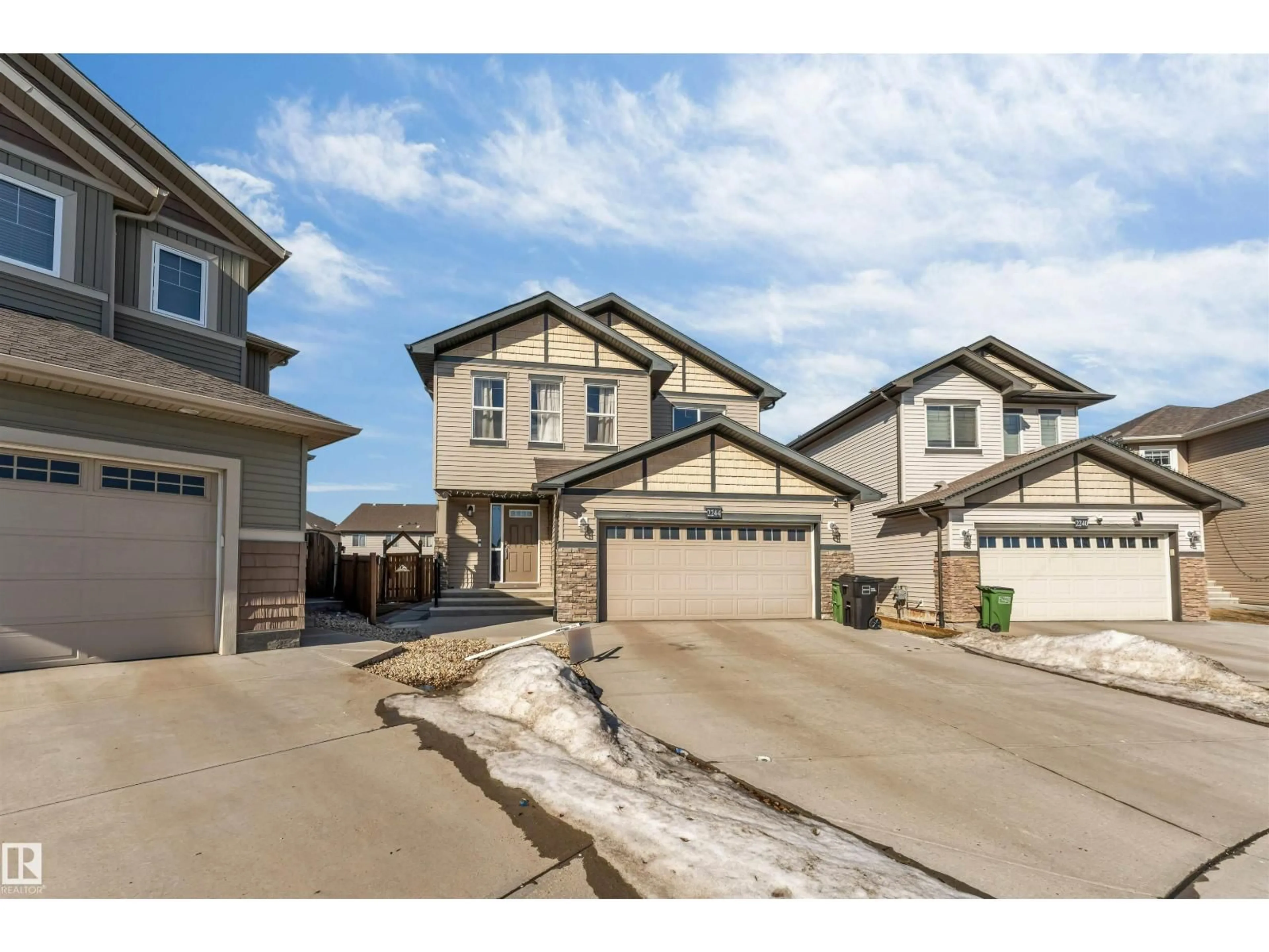 Unknown for 2244 21 AV, Edmonton Alberta T6T0Y9