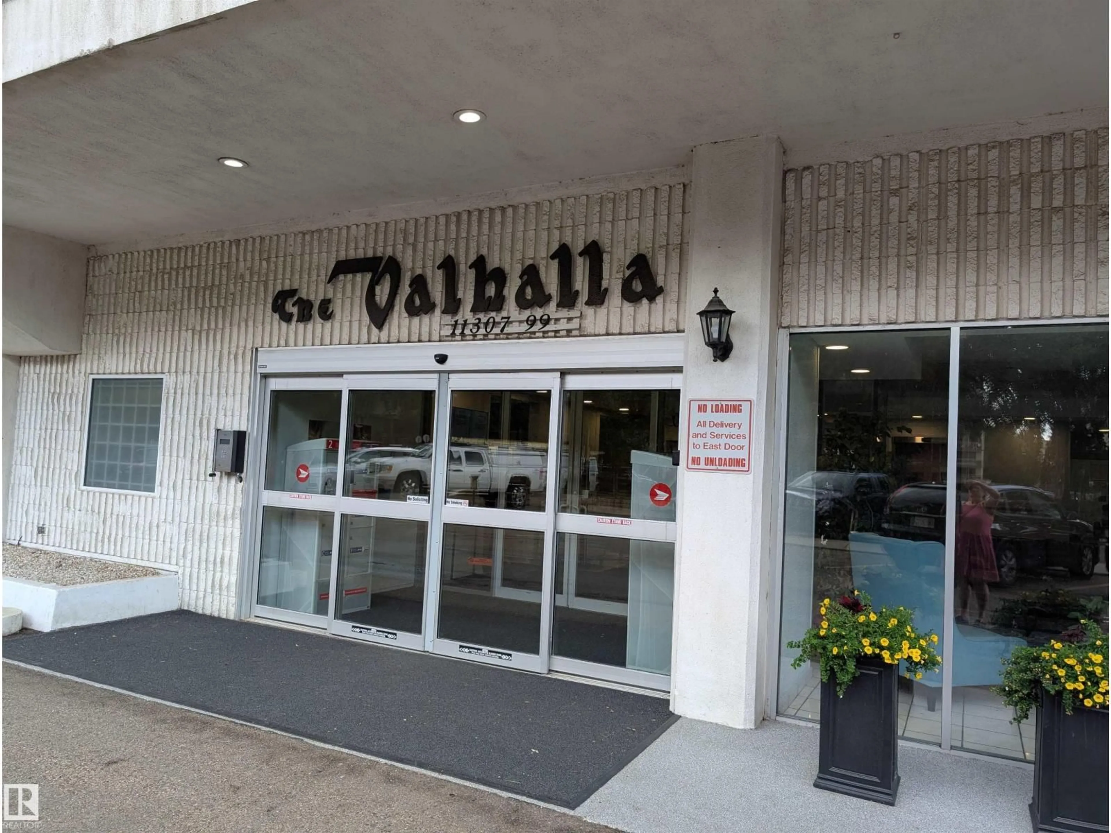 Unknown for 11307 - 1007 99 AV, Edmonton Alberta T5K0H2