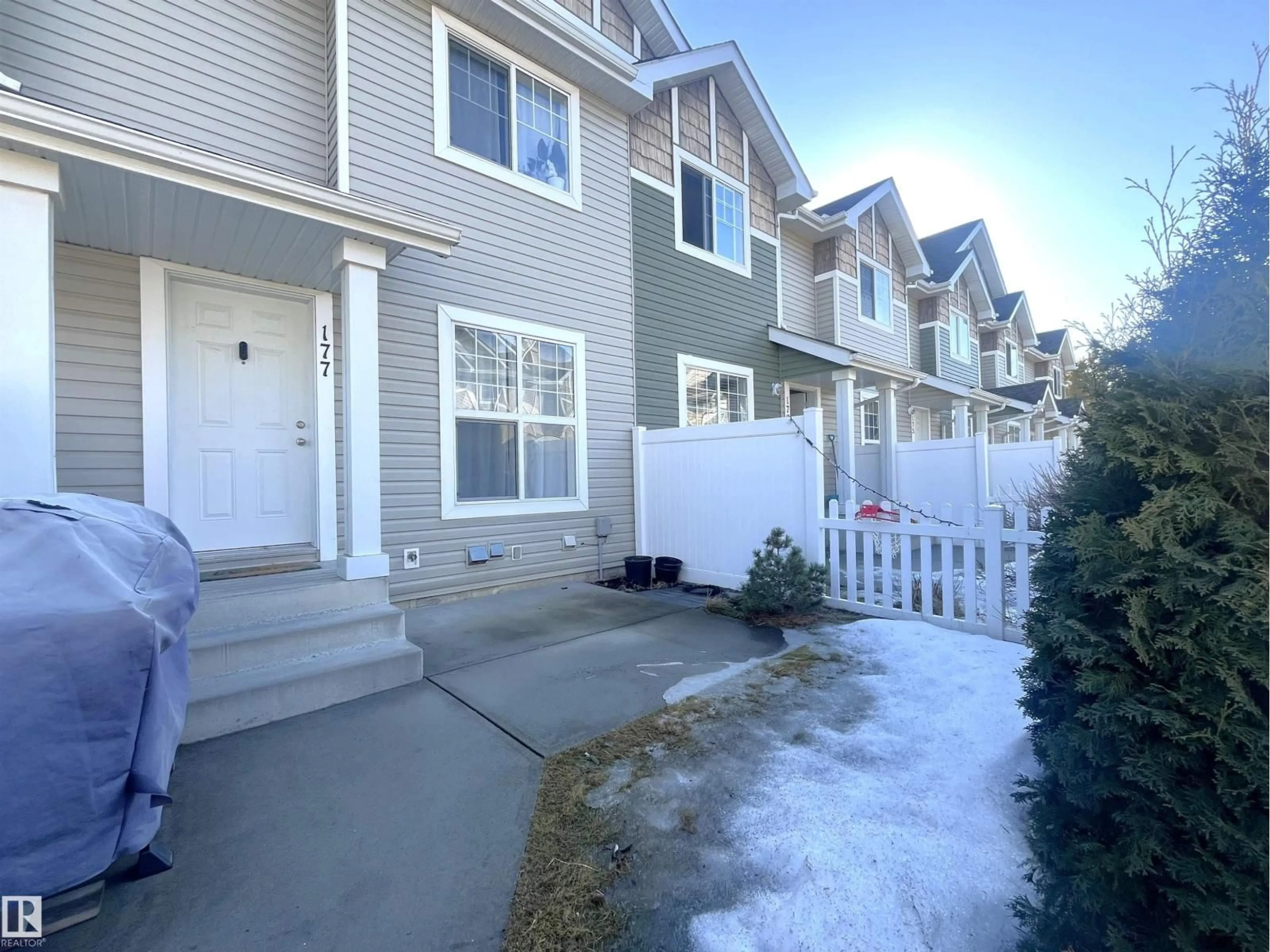 Unknown for 5604 - 177 199 ST, Edmonton Alberta T6M2Z9