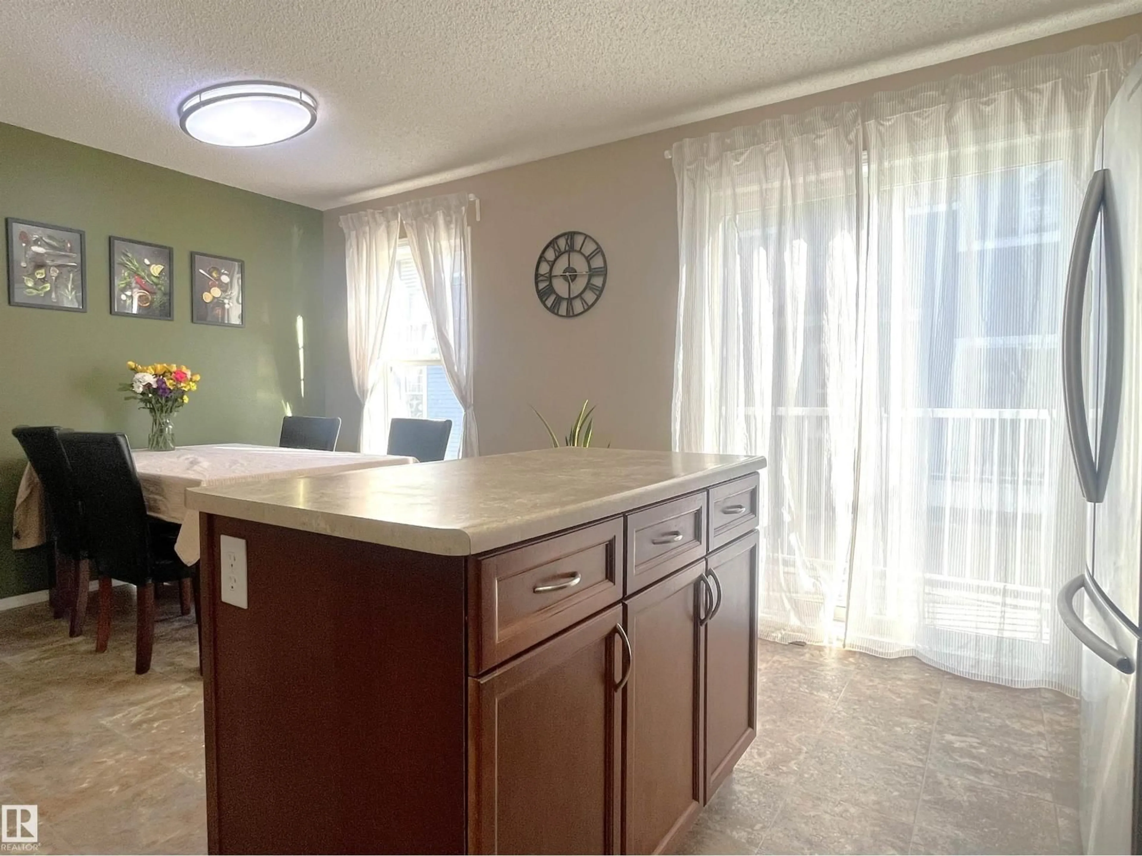 Unknown for 5604 - 177 199 ST, Edmonton Alberta T6M2Z9