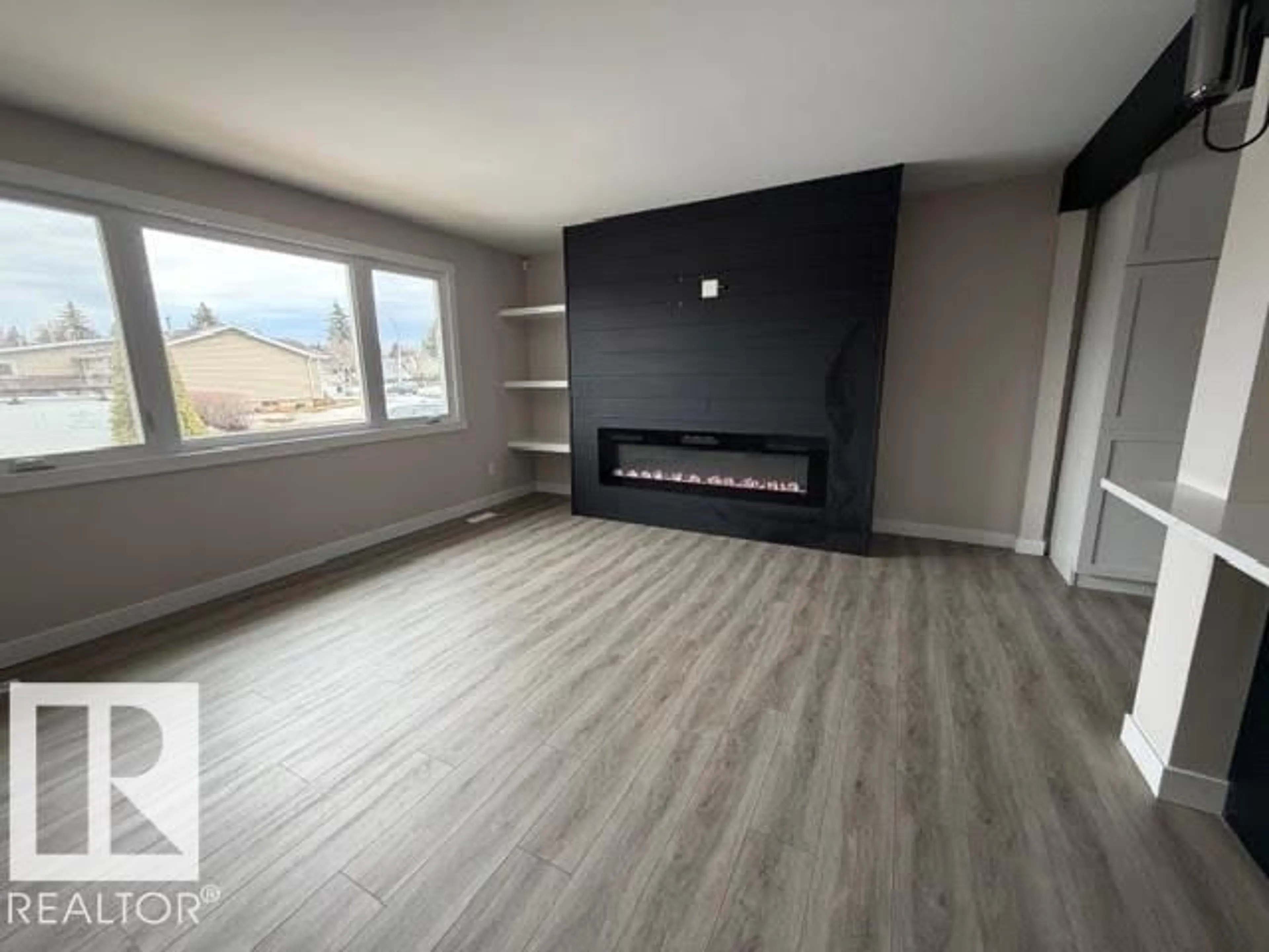 A pic of a room for 18 BRISTOW CR, Spruce Grove Alberta T7X2C9