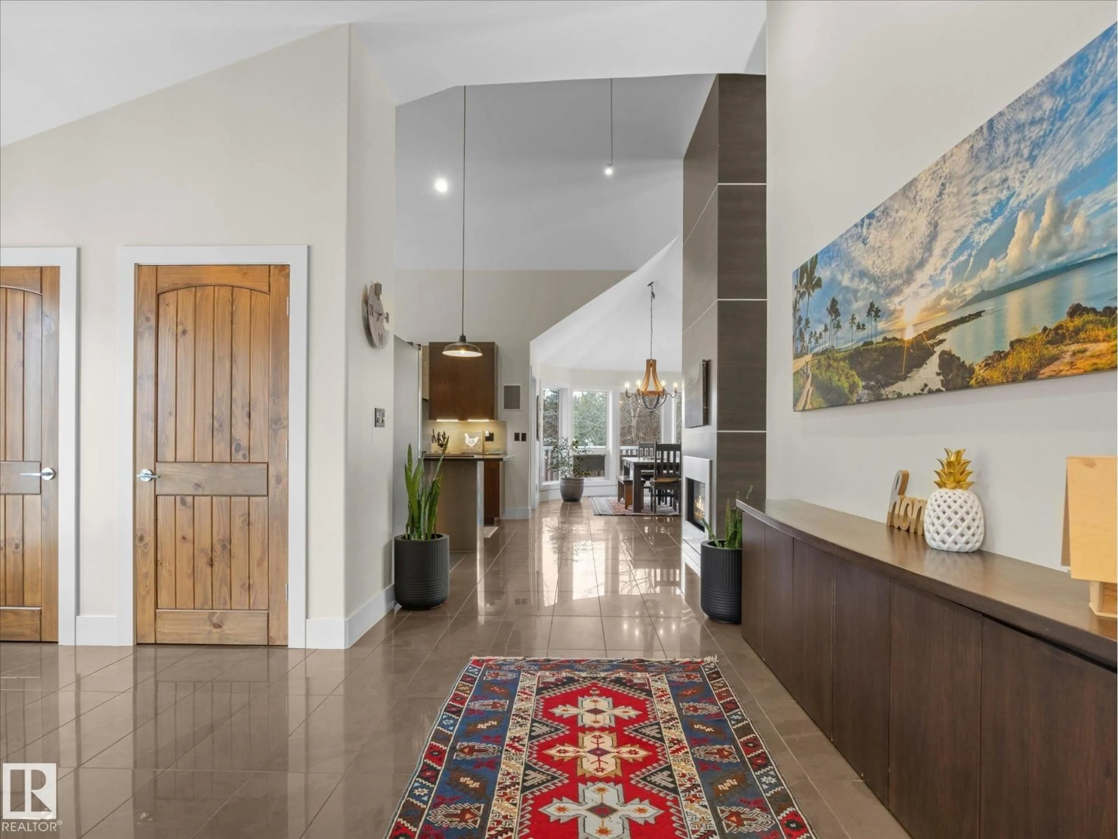 Indoor foyer for #2 - 24528 STURGEON RD, Rural Sturgeon County Alberta T8N1M9