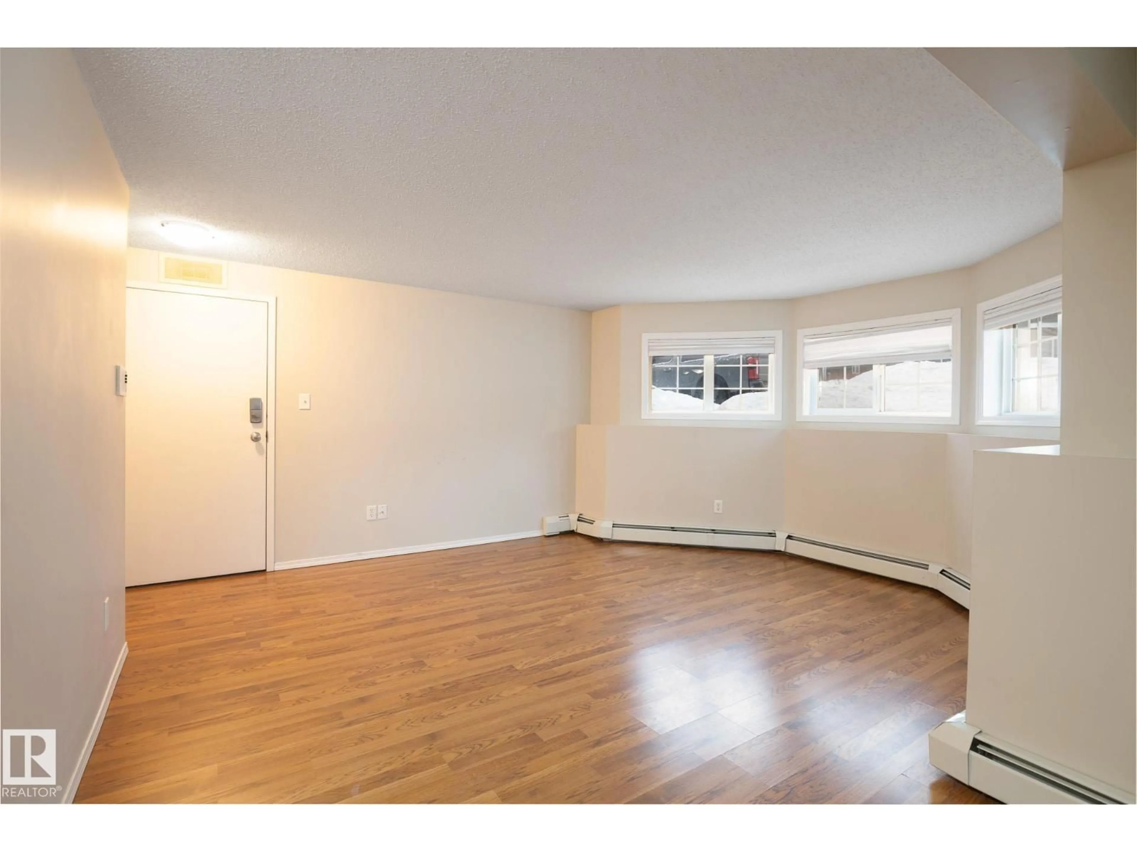 A pic of a room for 902 - 1 13 ST, Cold Lake Alberta T9M0C7