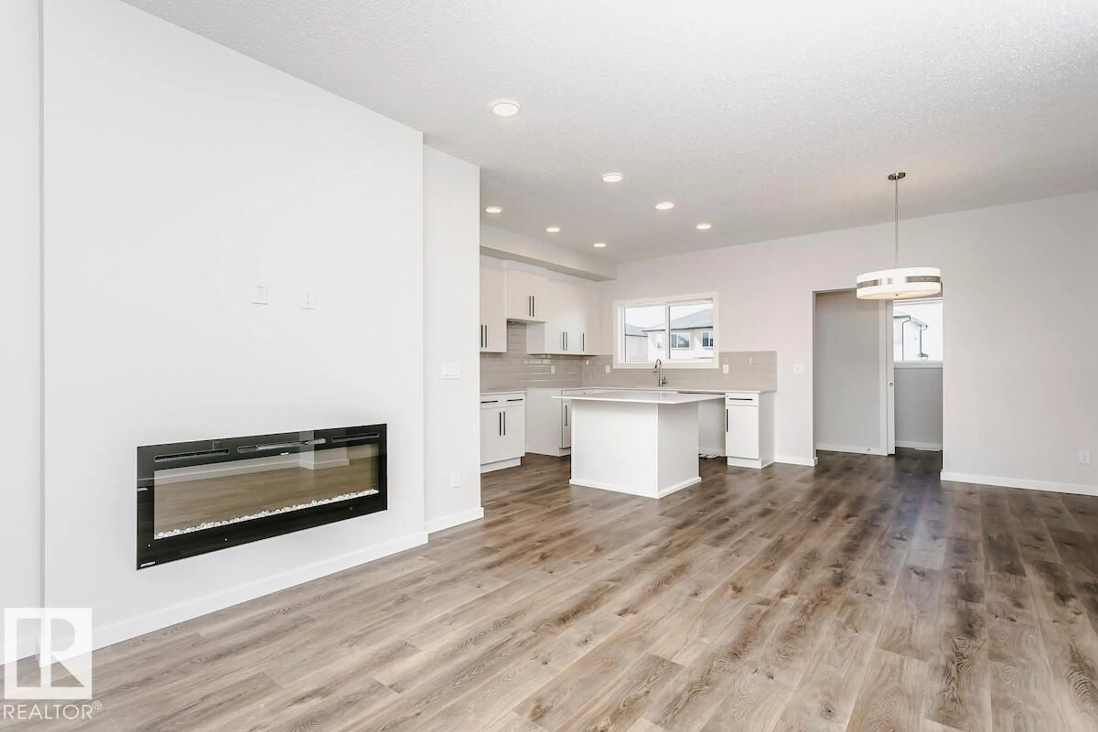 Open concept kitchen, unknown for 59 GAMBEL LO, Spruce Grove Alberta T7X0C9