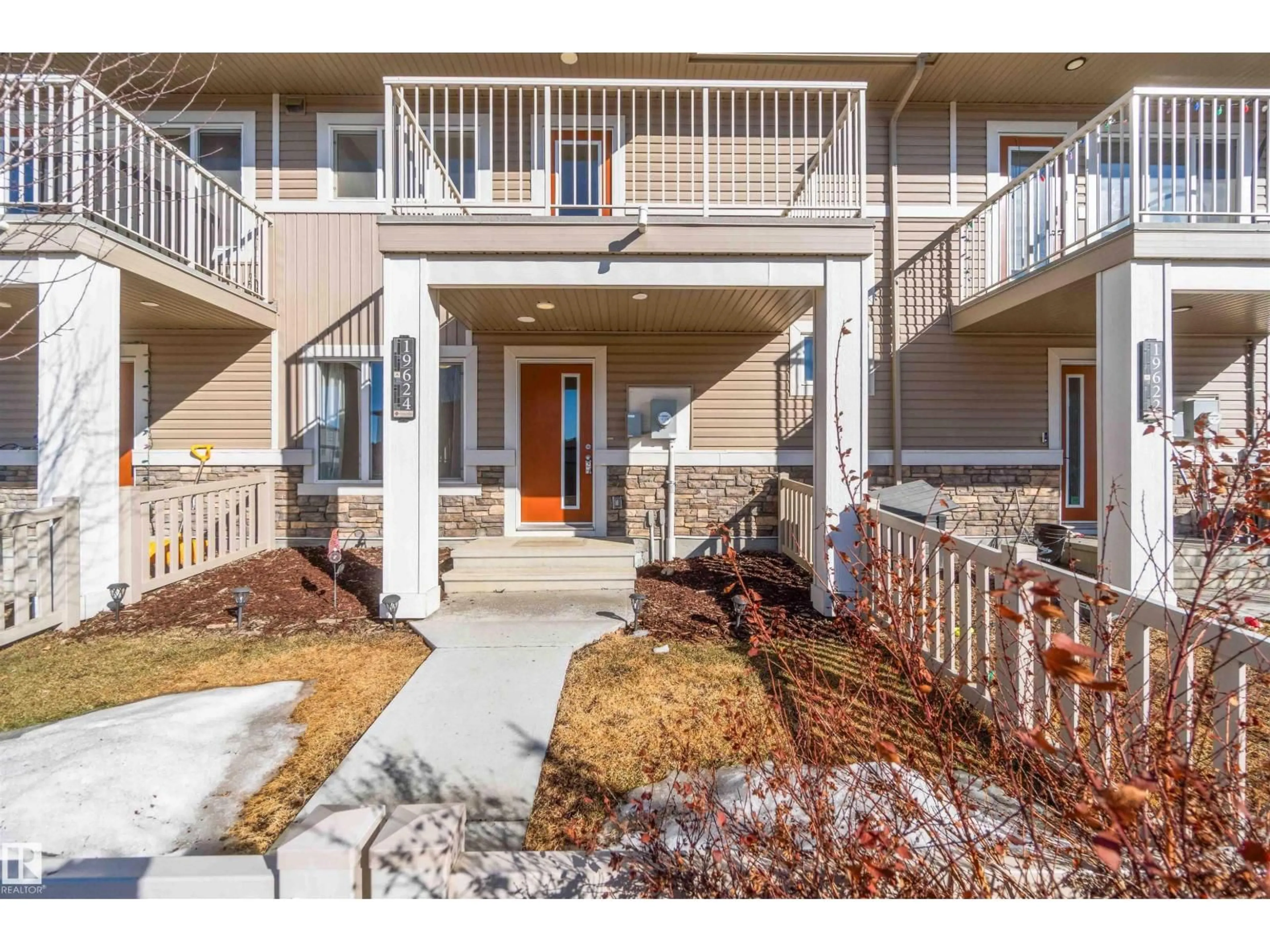 Indoor entryway for NW - 19624 27 AV, Edmonton Alberta T6M0X1
