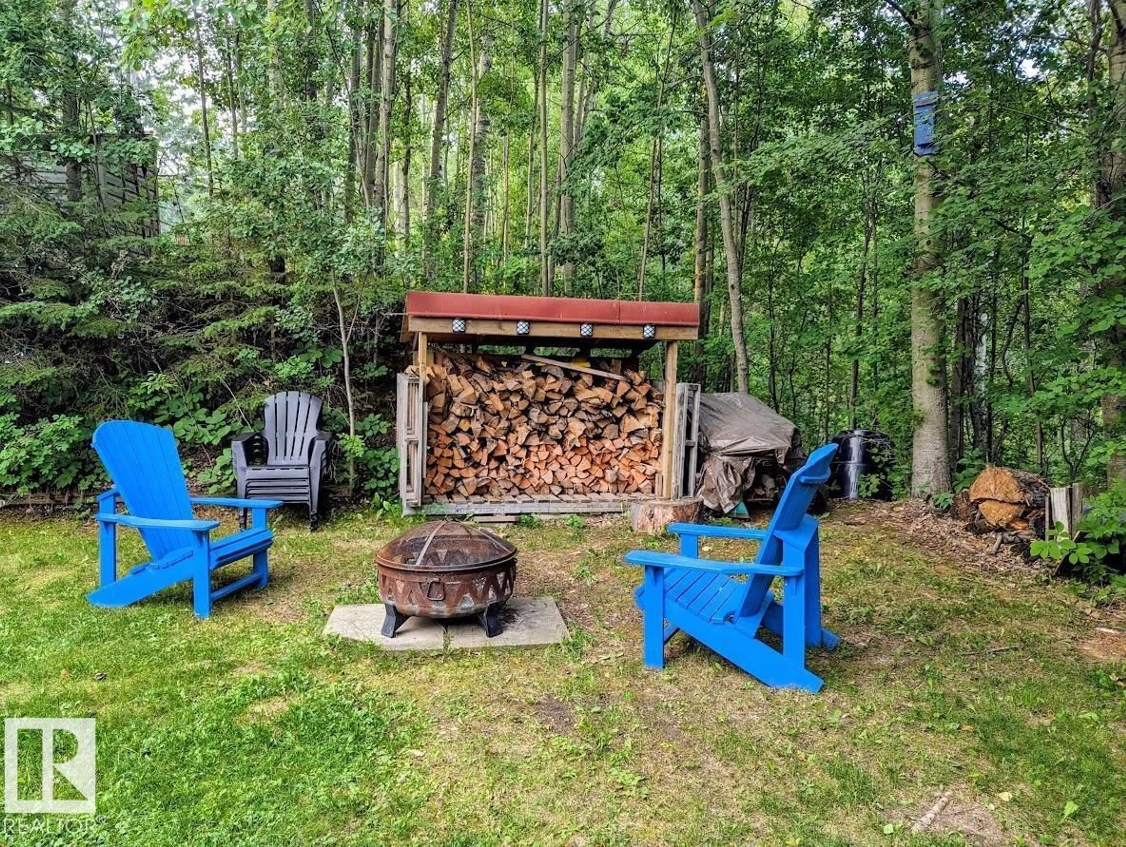 Patio, forest/trees view for 619 6TH ST, Rural Wetaskiwin County Alberta T0C2V0