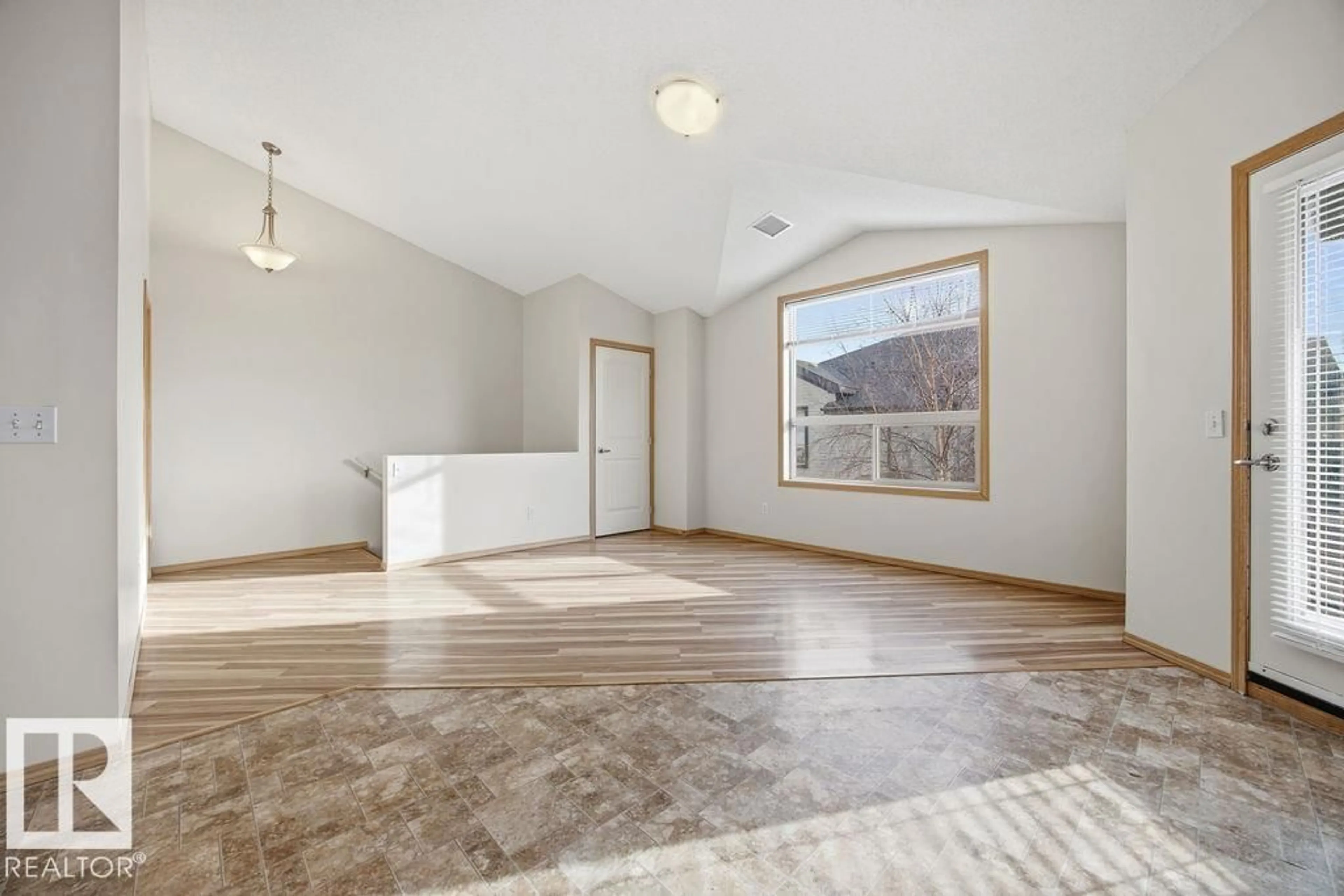 A pic of a room for #67 - 604 62 ST, Edmonton Alberta T6X0K4