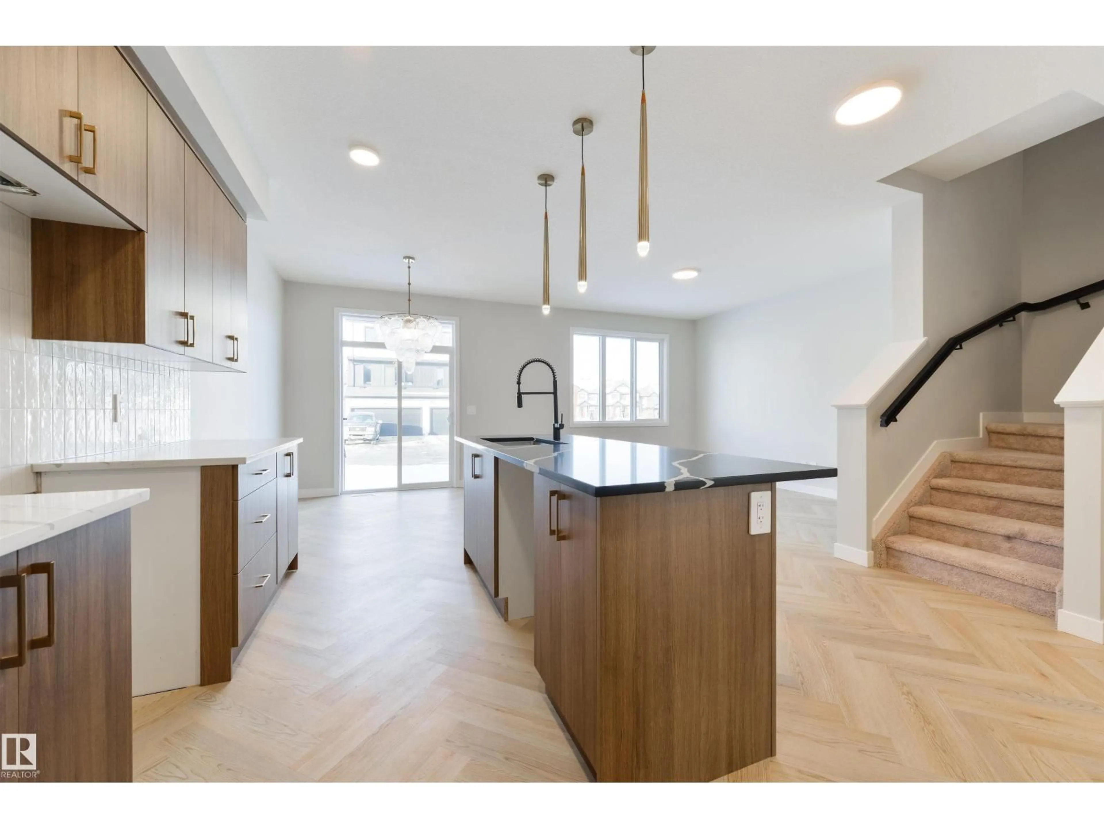 Open concept kitchen, unknown for 19 COBBLESTONE GA, Spruce Grove Alberta T7X4E4