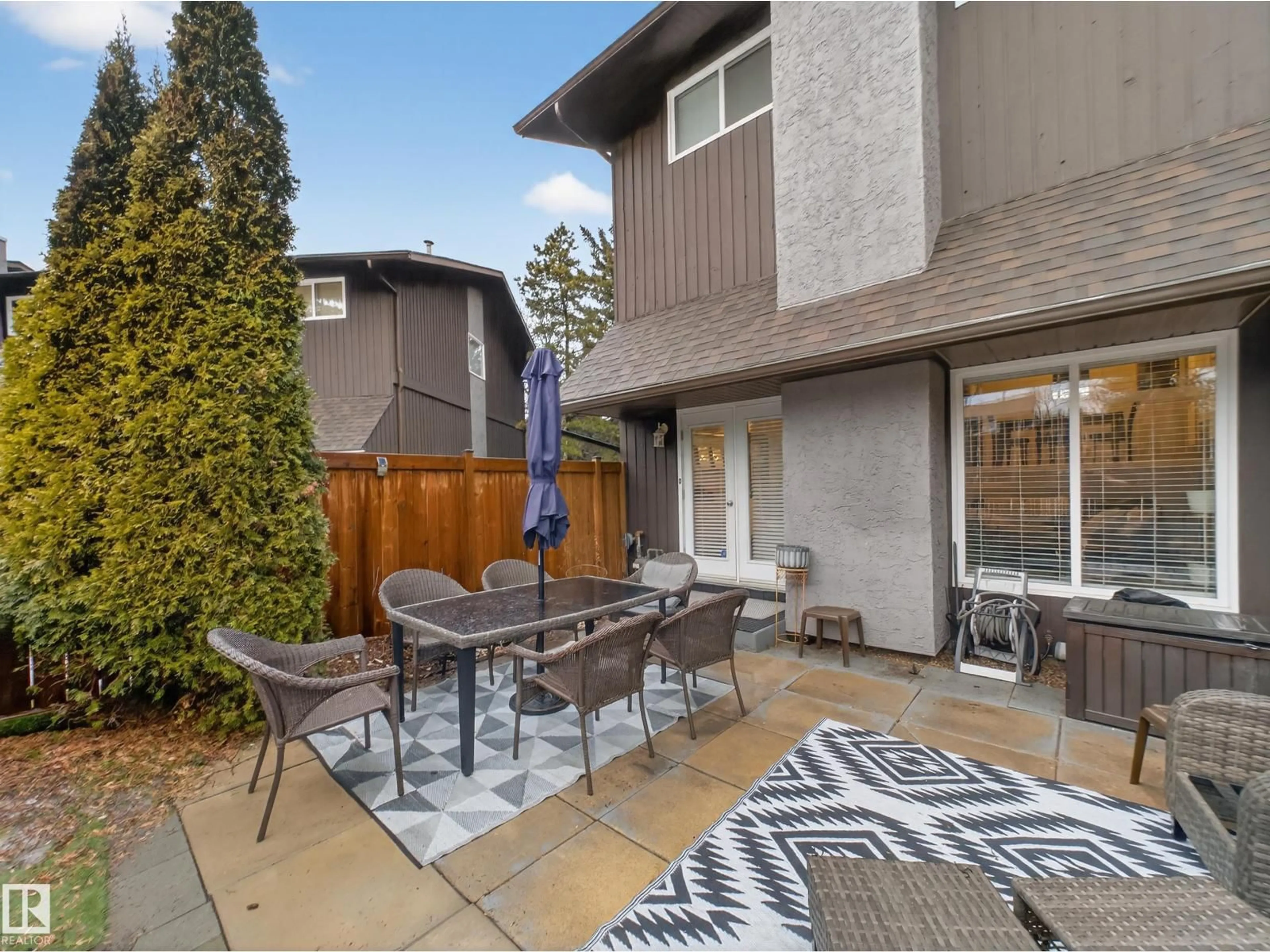 Patio, street for 21 GLAEWYN ES, St. Albert Alberta T8N2P1