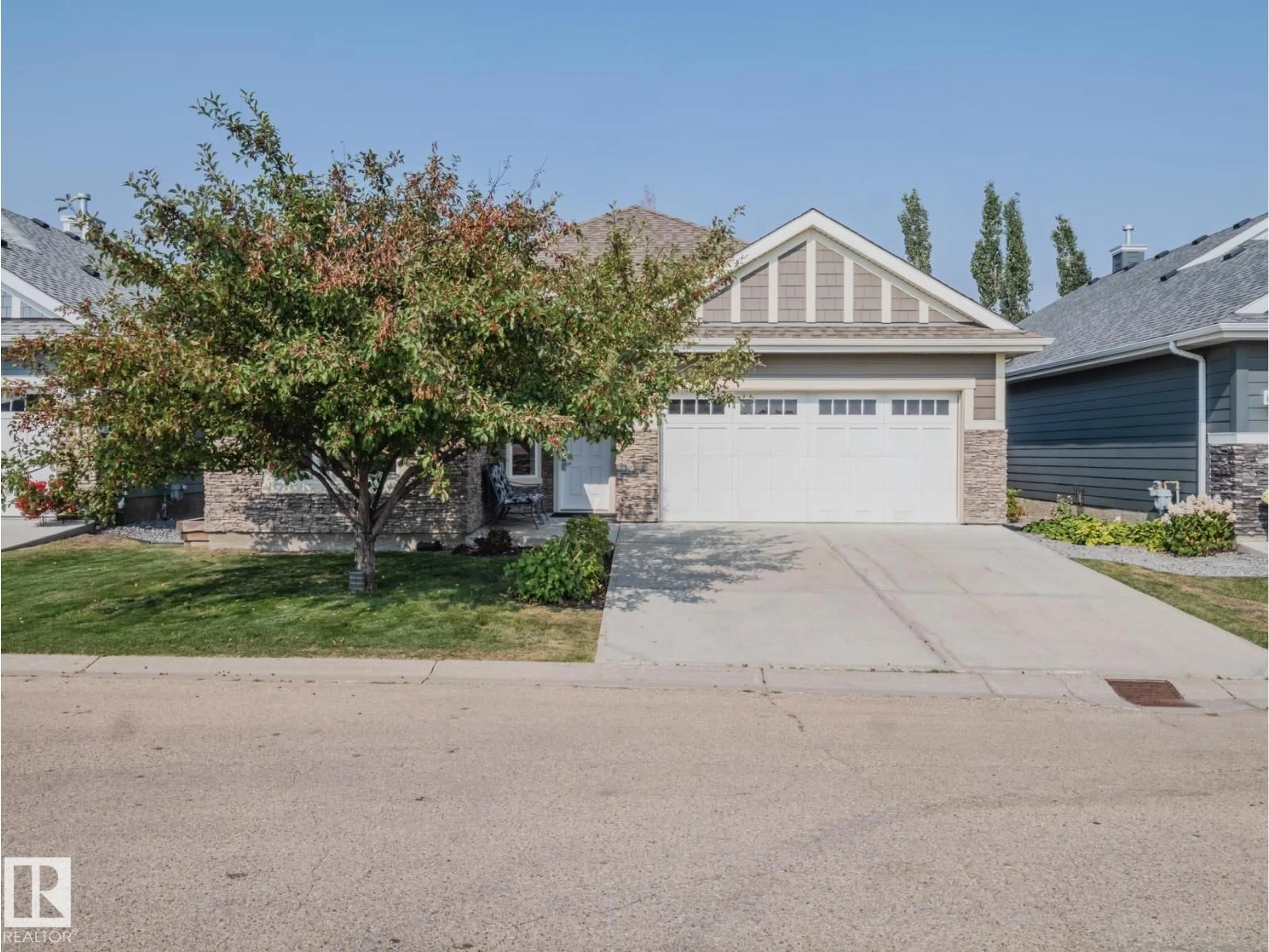 Unknown for 5 18343 LESSARD RD, Edmonton Alberta T6M0A2