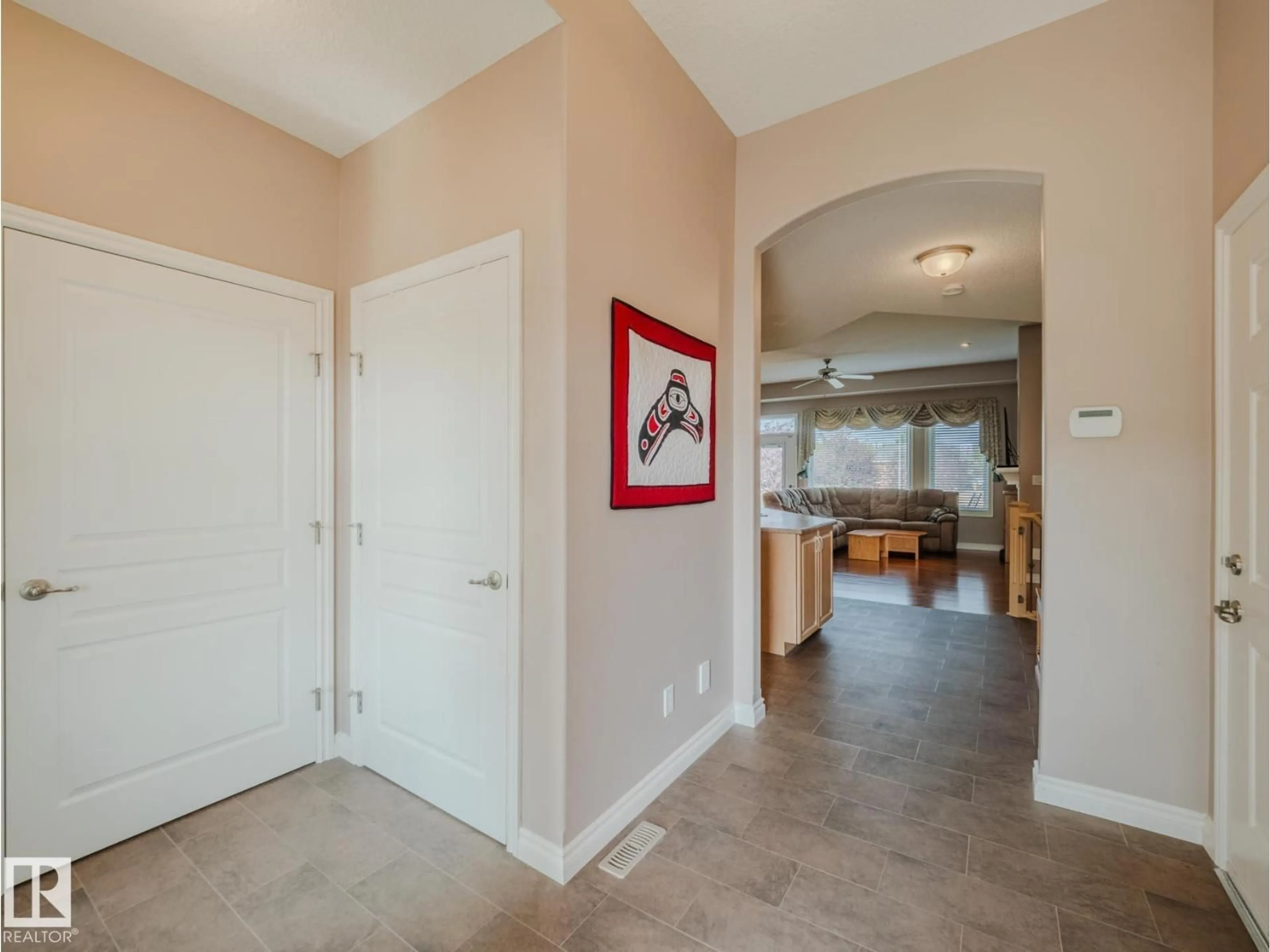 Indoor entryway for 5 18343 LESSARD RD, Edmonton Alberta T6M0A2