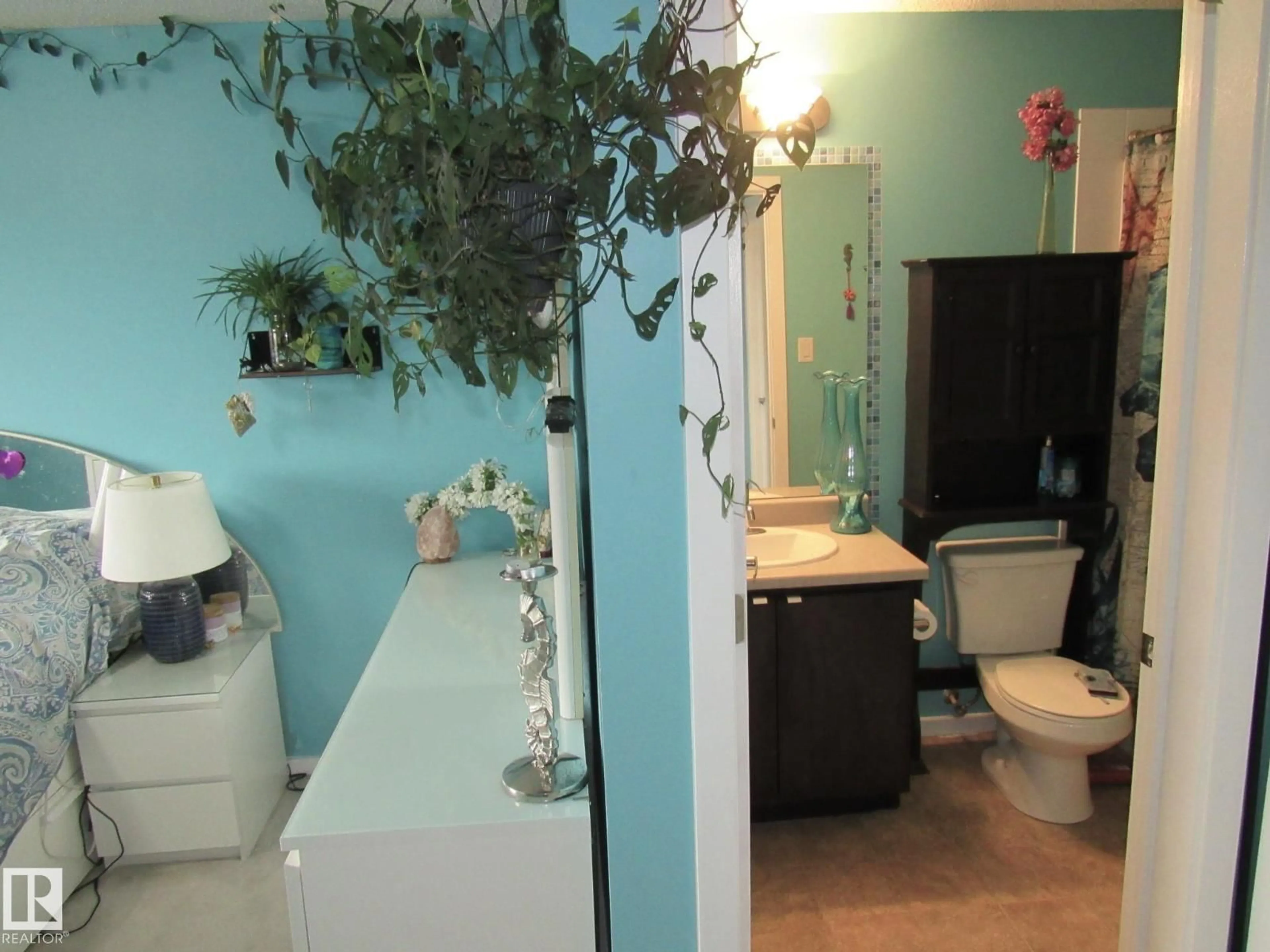 Standard bathroom, unknown for #453 - 1196 HYNDMAN RD, Edmonton Alberta T5A0X8