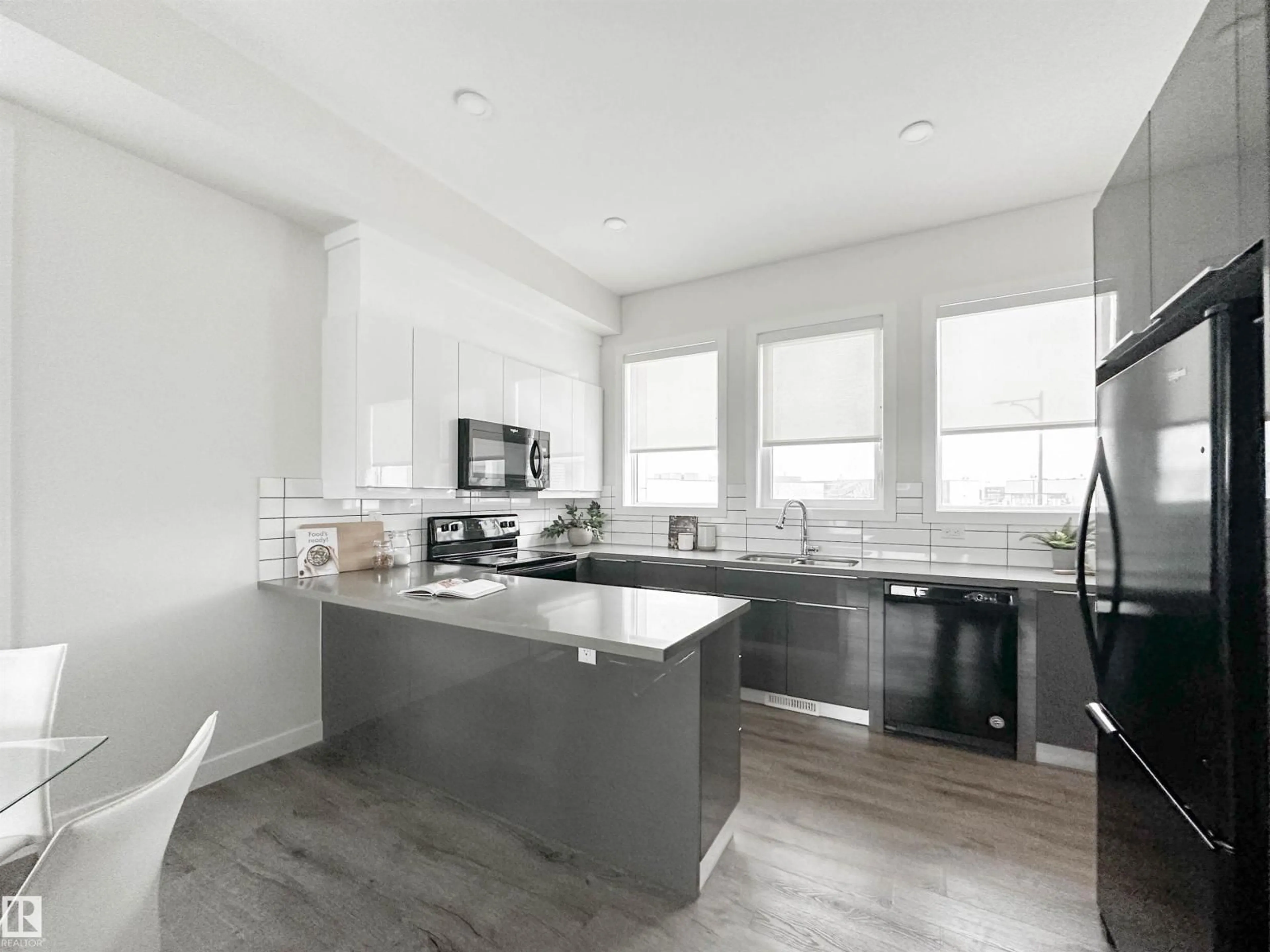 Open concept kitchen, unknown for 5 - 130 ELEMENT DR, St. Albert Alberta T8N7X2