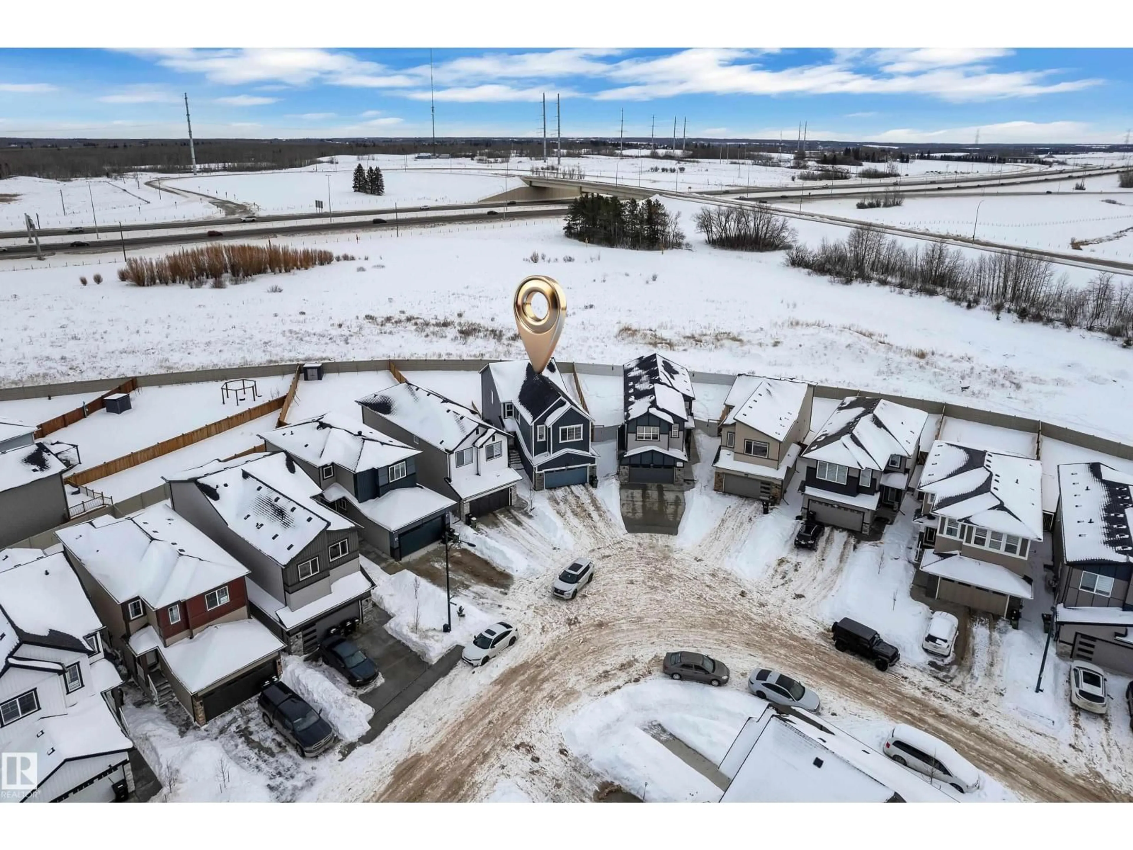 A pic from outside/outdoor area/front of a property/back of a property/a pic from drone, building for 3003 4 ST, Edmonton Alberta T6T2V6