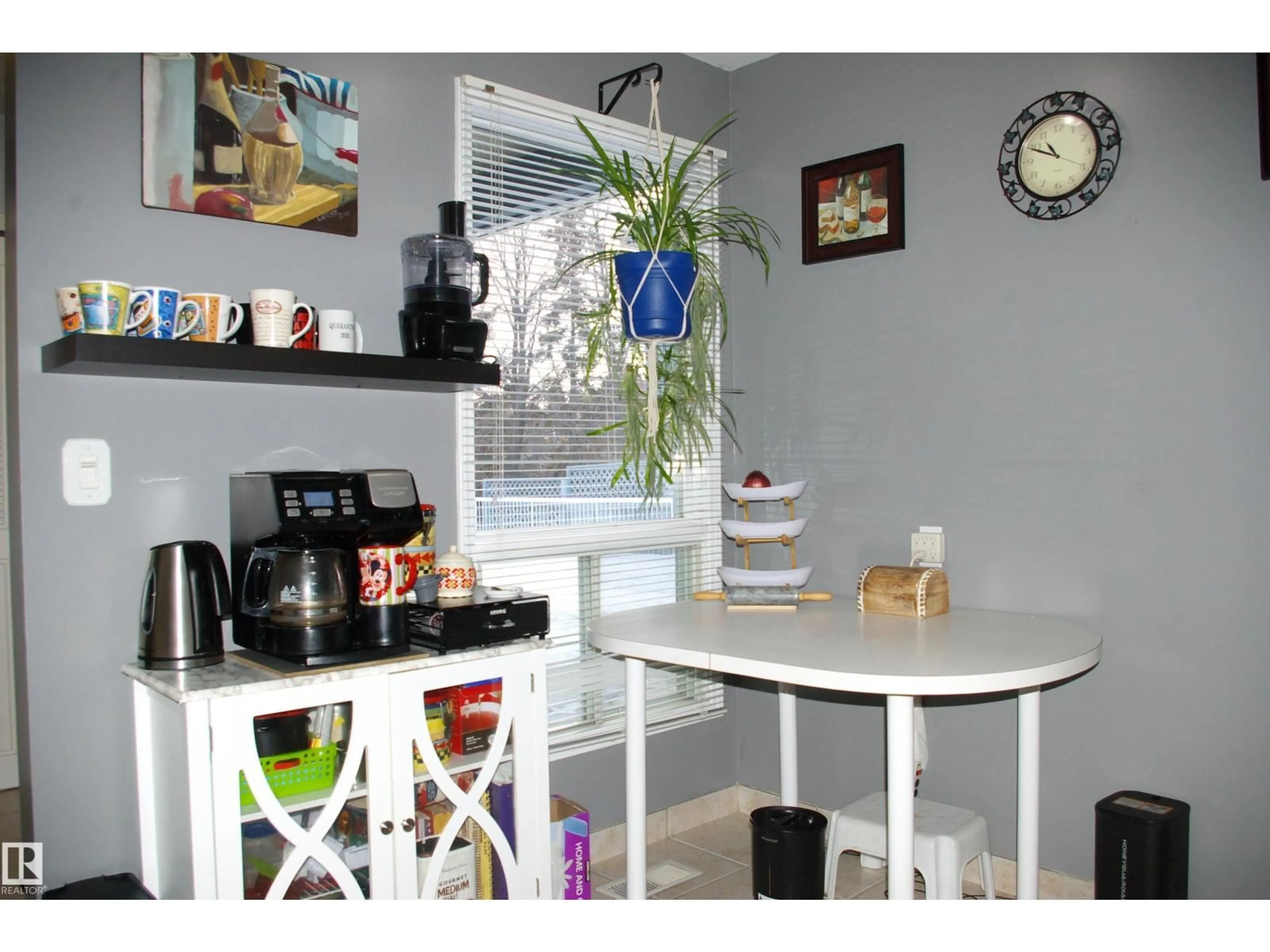 Unknown for 208 LAKESIDE GR, St. Albert Alberta T8N3T3