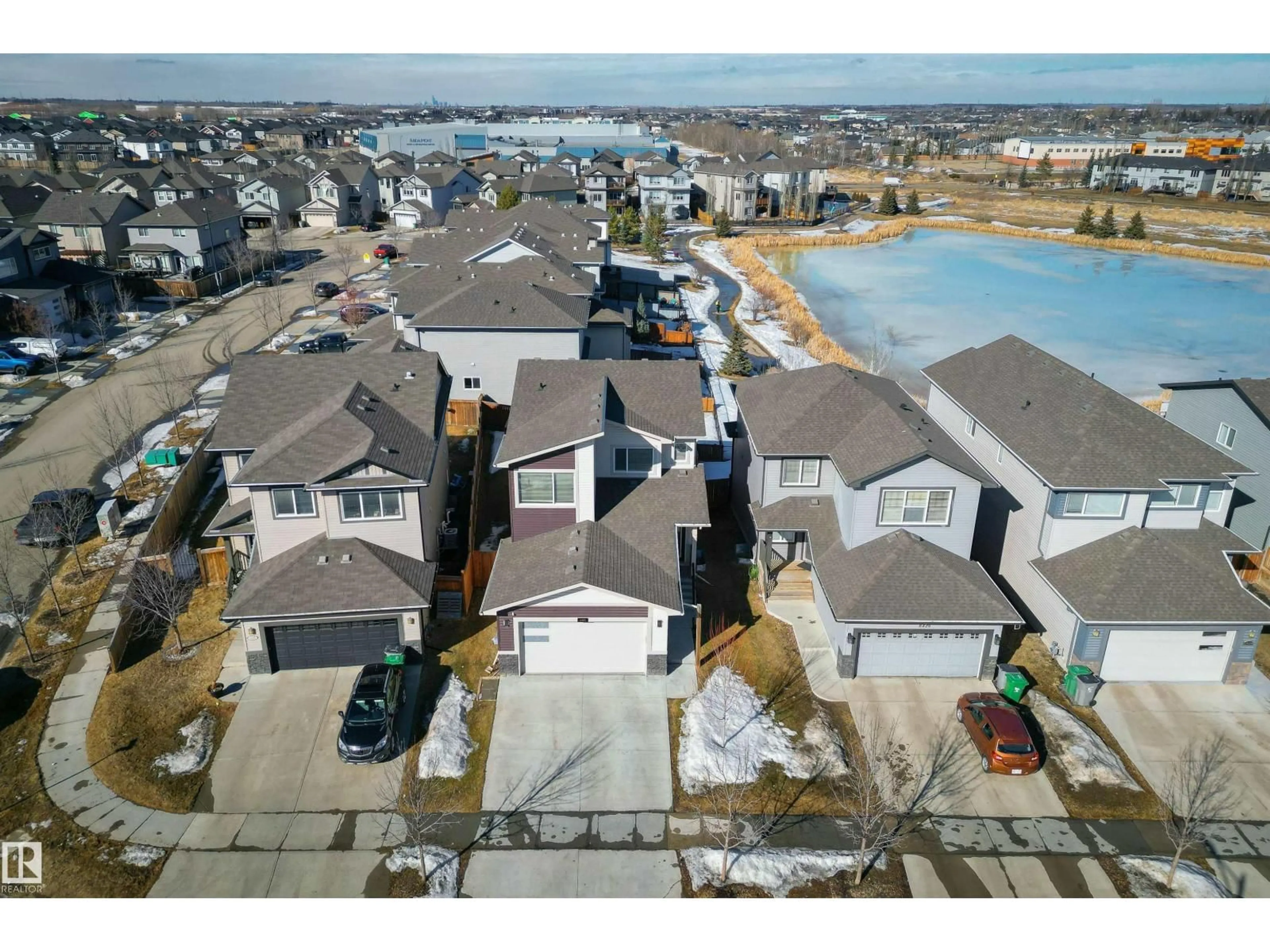 A pic from outside/outdoor area/front of a property/back of a property/a pic from drone, unknown for 6428 47 AV, Beaumont Alberta T4X2A1