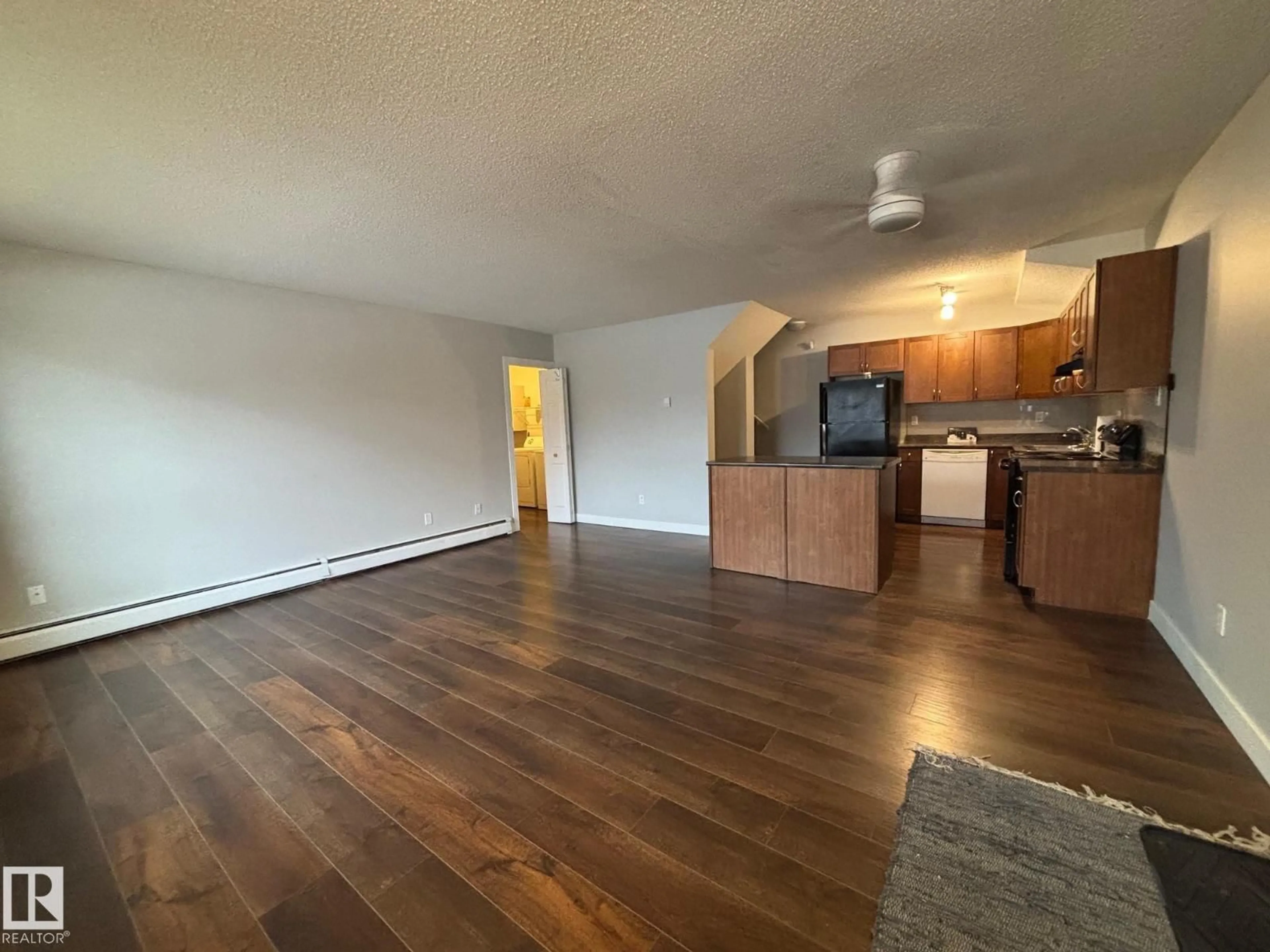 A pic of a room for #40 - 13590 38 ST, Edmonton Alberta T5A2W7