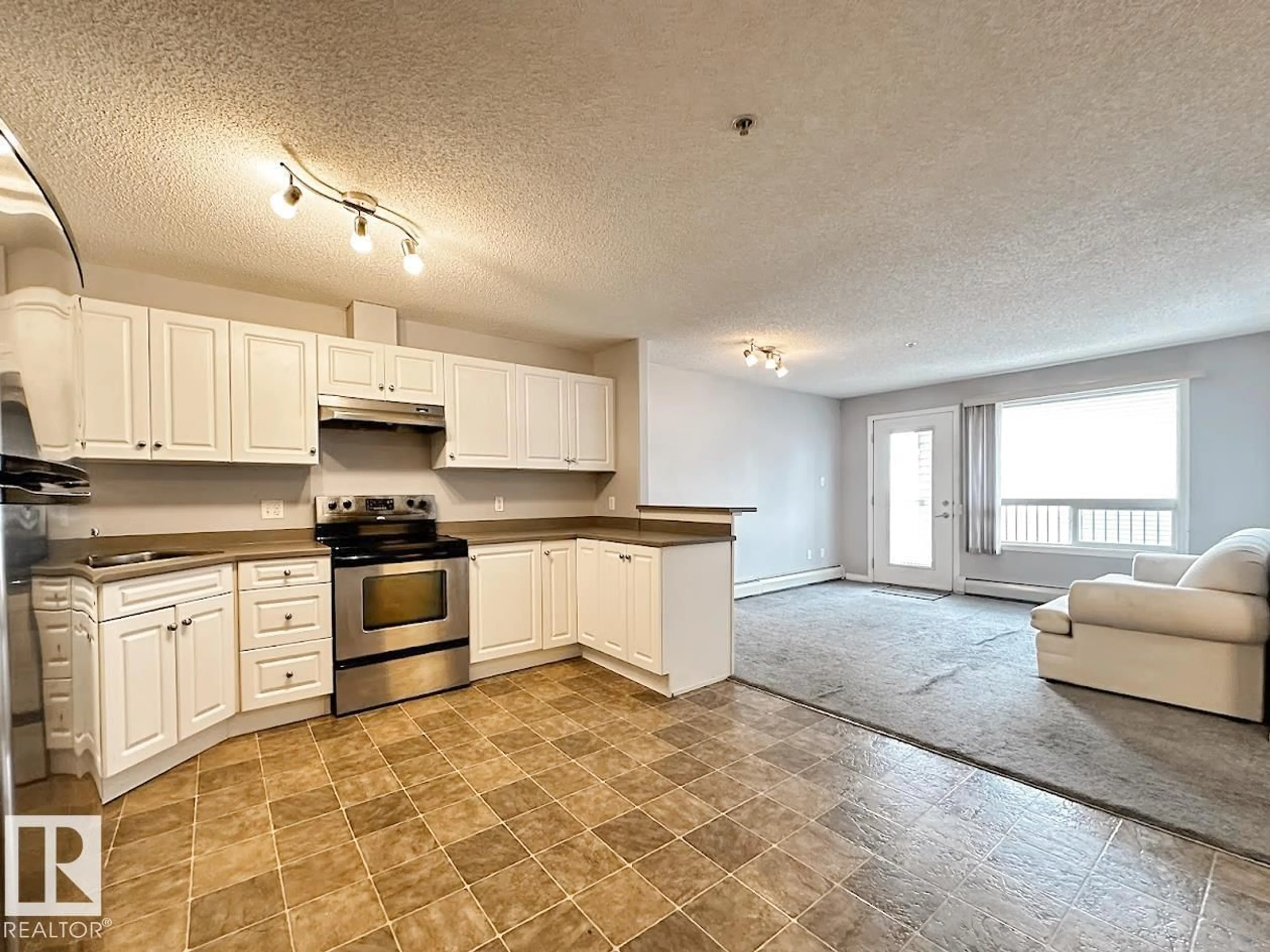 Open concept kitchen, unknown for 7331 - 6315 SOUTH TERWILLEGAR DR, Edmonton Alberta T6R0L9