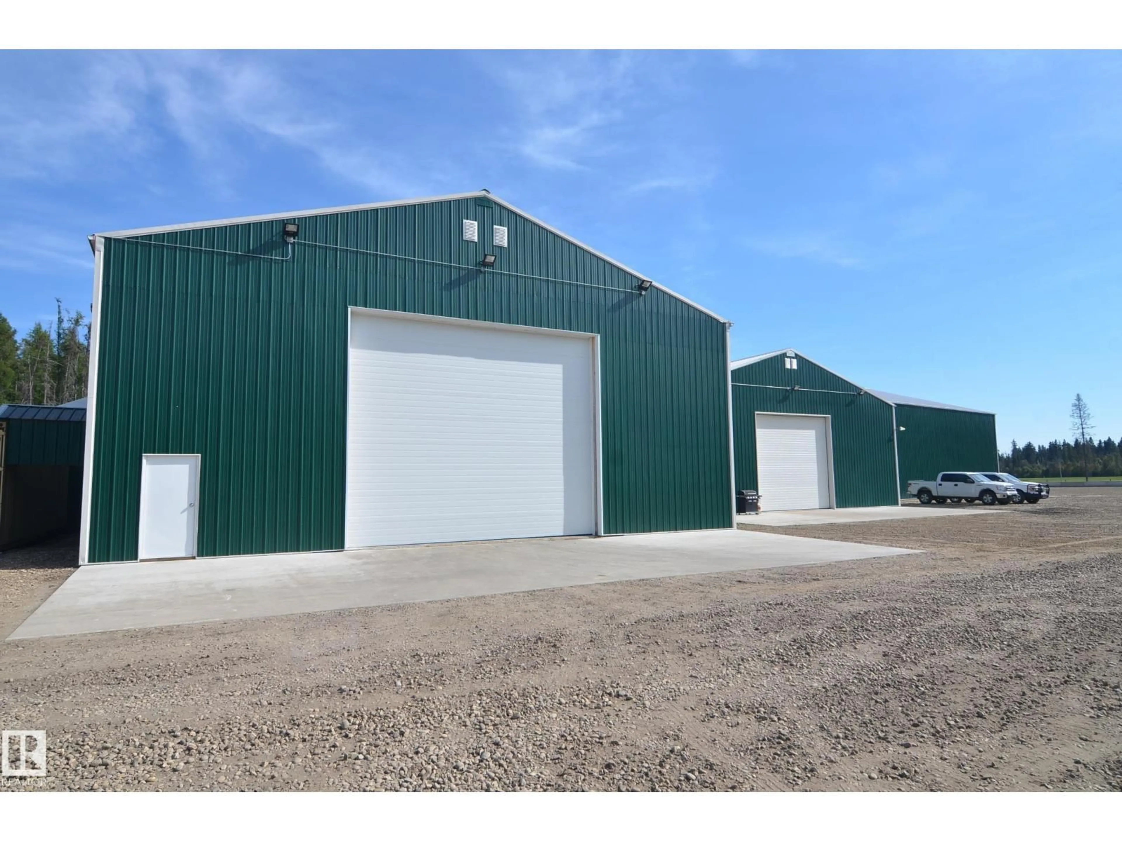 Shed for 33 HIGHWAY, Rural Barrhead County Alberta T7N1N2