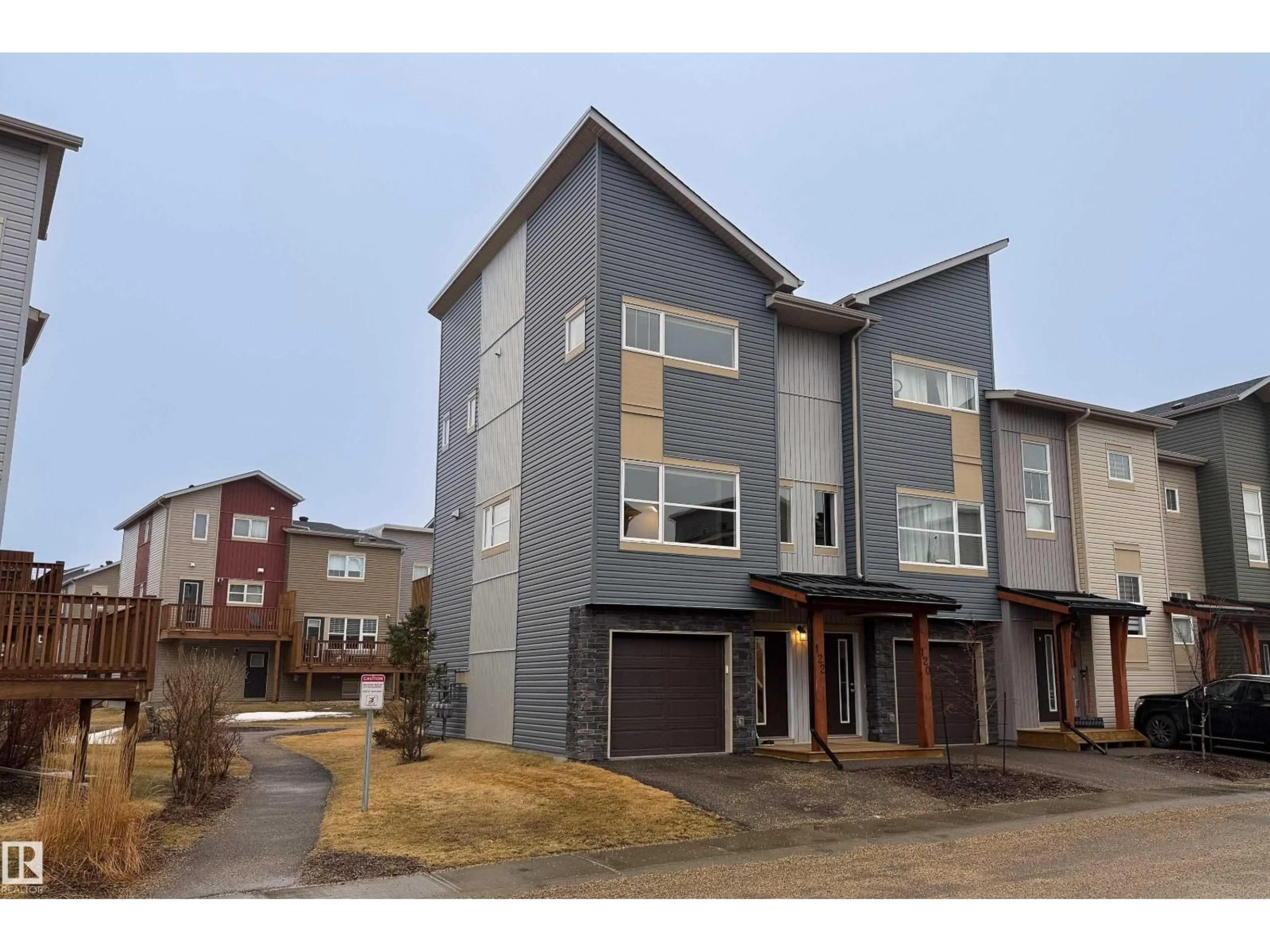 Unknown for 401 - 122 SOUTHFORK DR, Leduc Alberta T9E0X1