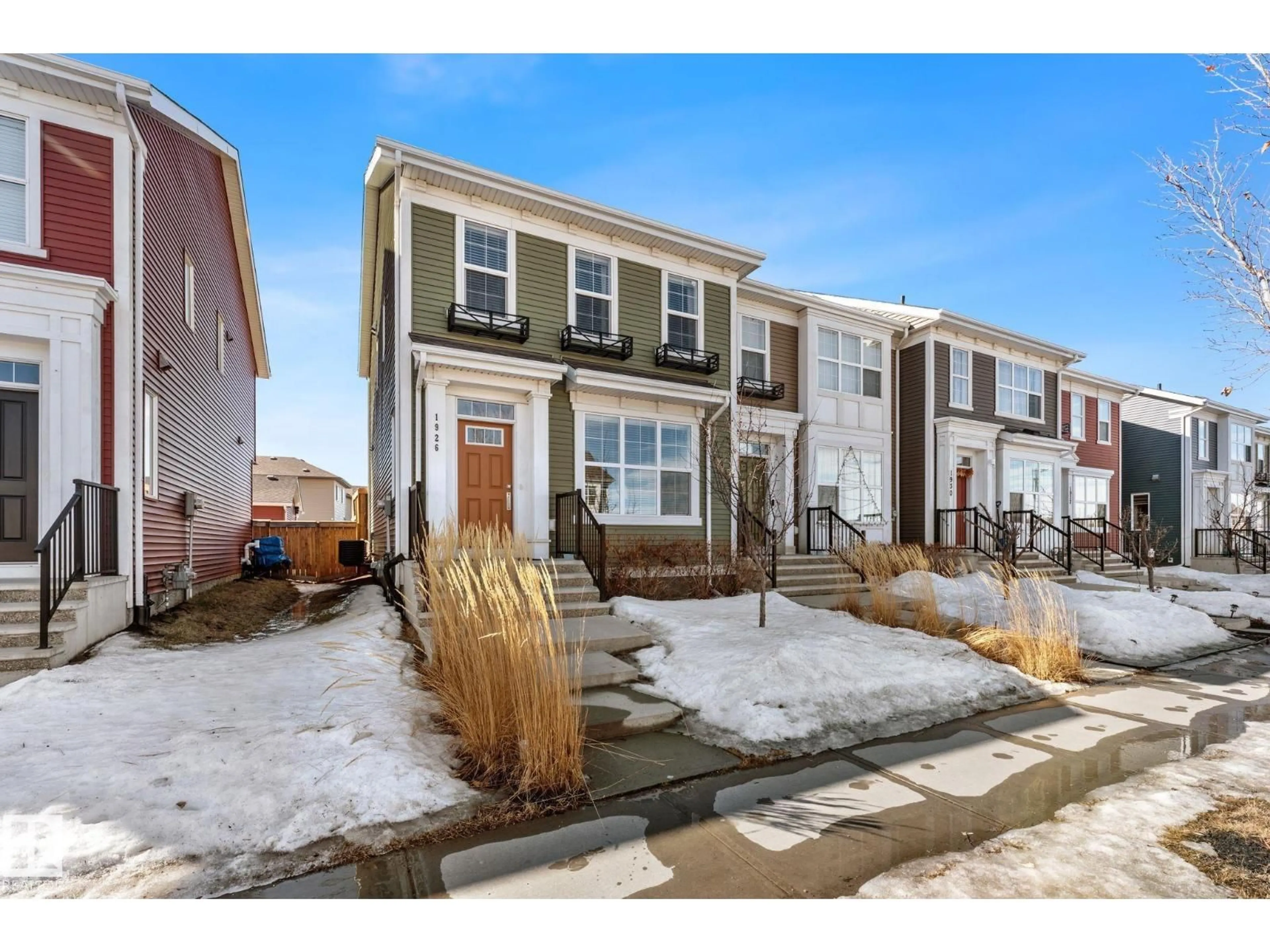 Unknown for NW - 1926 24 ST, Edmonton Alberta T6T2C9