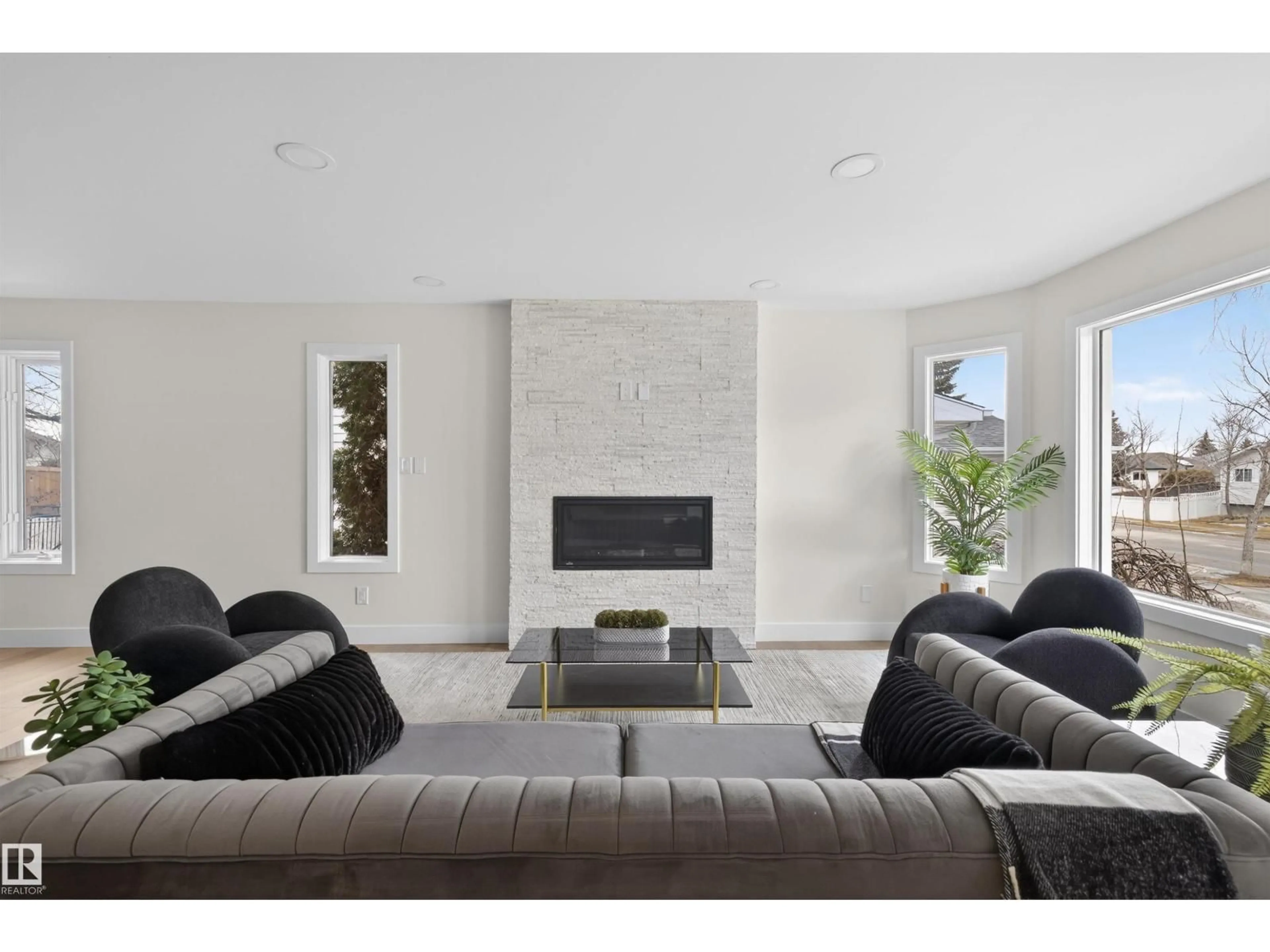 Living room with furniture, ceramic/tile floor for 259 REGENCY DR, Sherwood Park Alberta T8A5P4