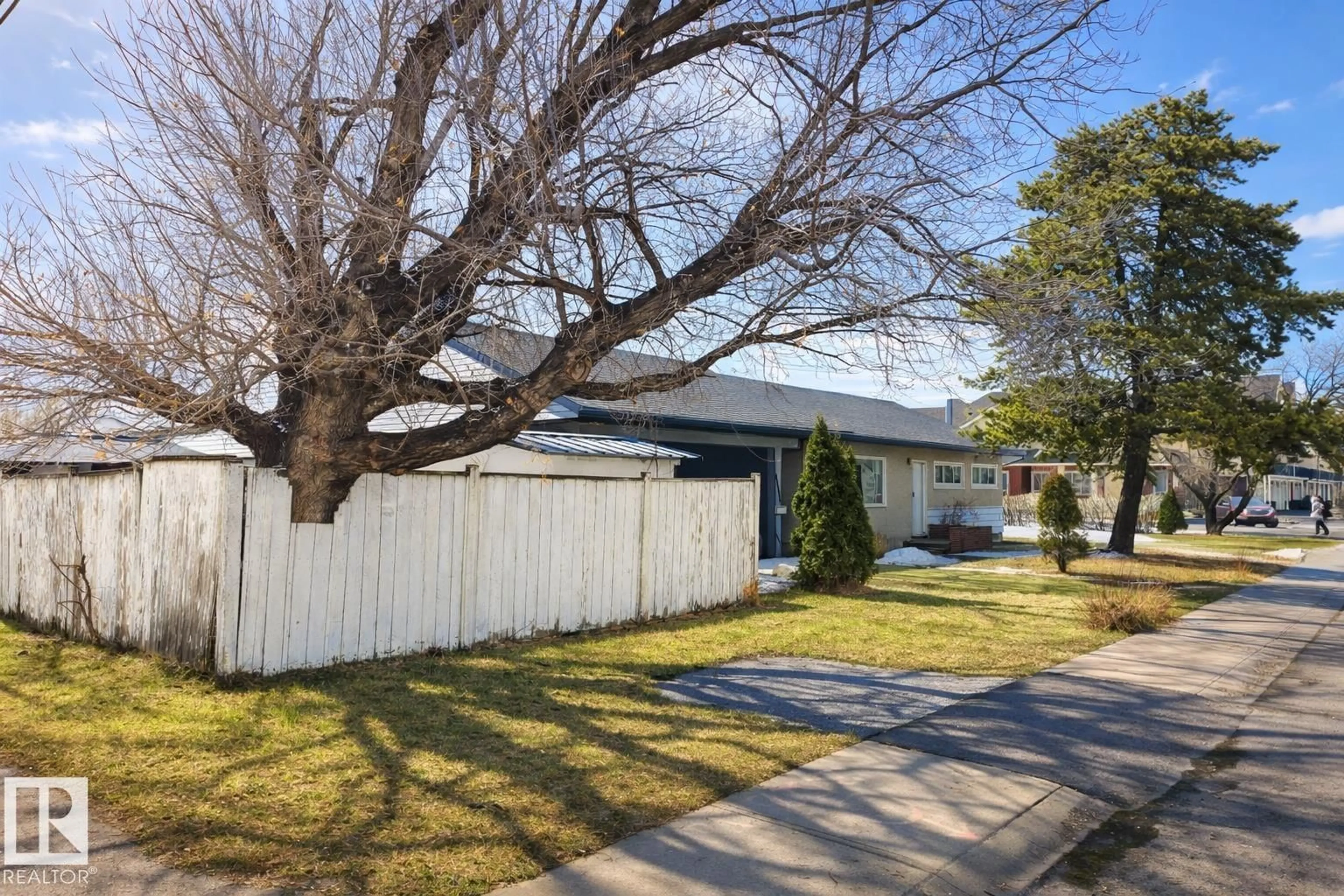 A pic from outside/outdoor area/front of a property/back of a property/a pic from drone, street for NW - 13204 131A AV, Edmonton Alberta T5L3P2