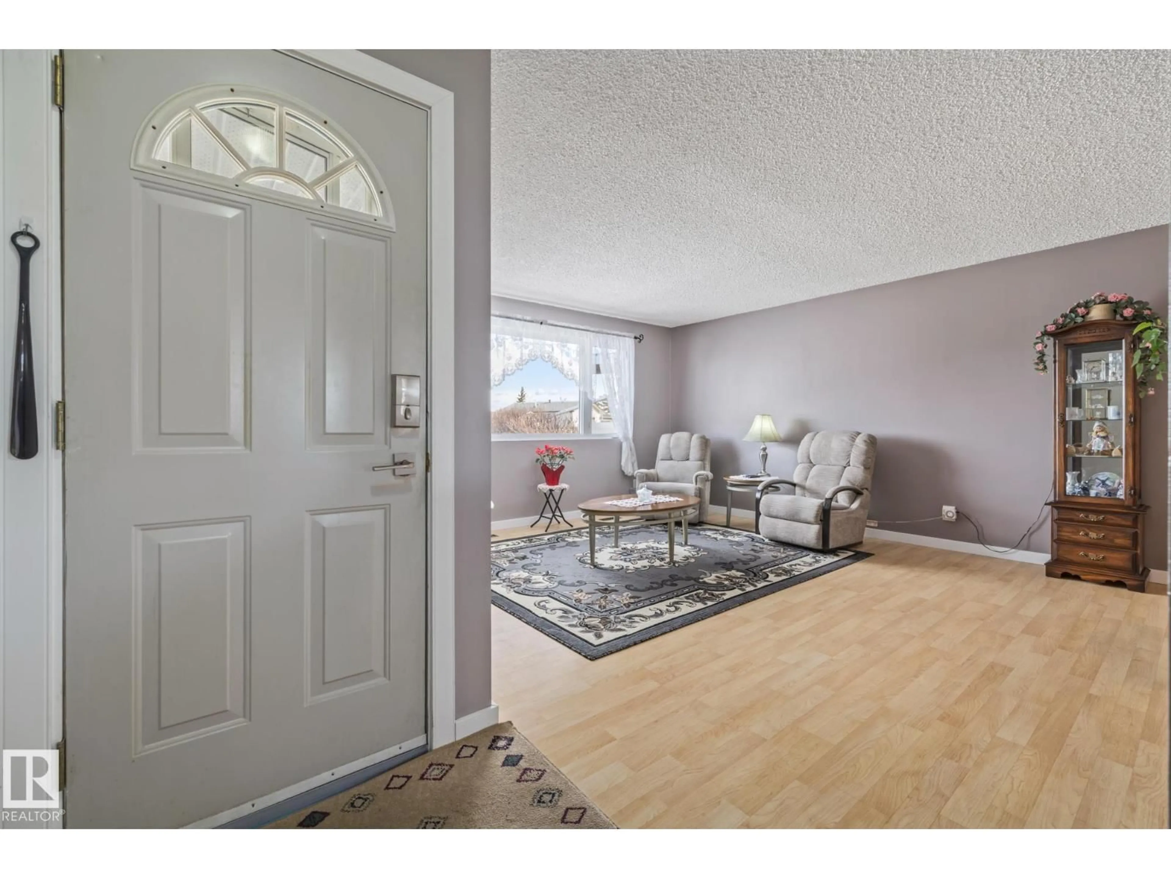 Indoor entryway for NW - 11431 149 AV, Edmonton Alberta T5X1B9