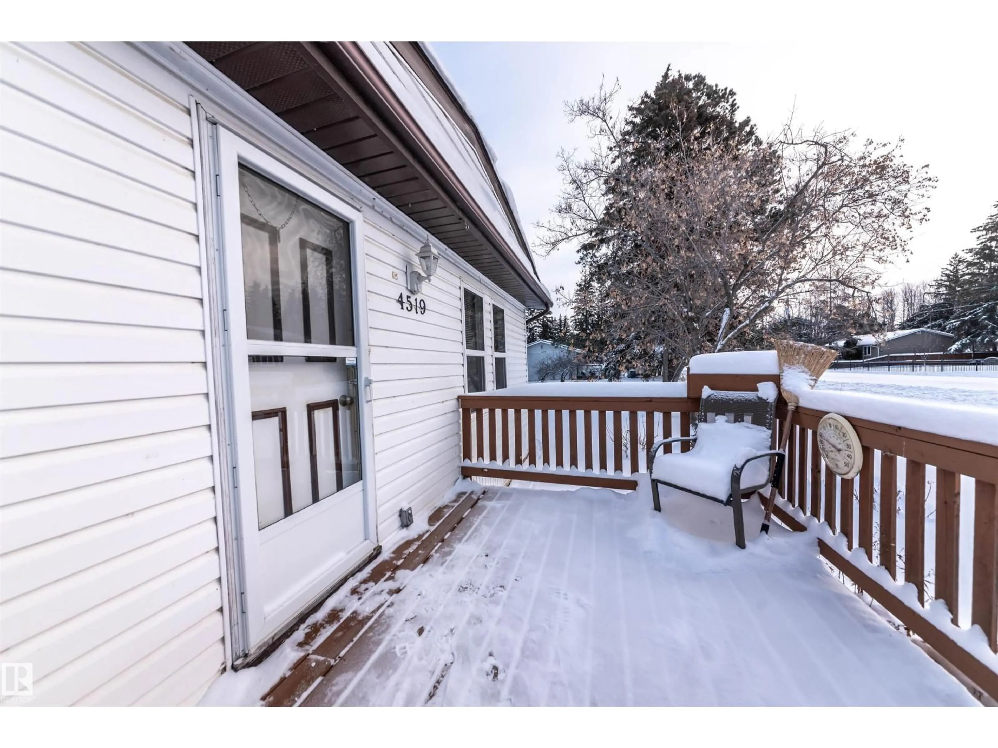 Patio, street for 4519 46 ST, Rural Lac Ste. Anne County Alberta T0E0A0
