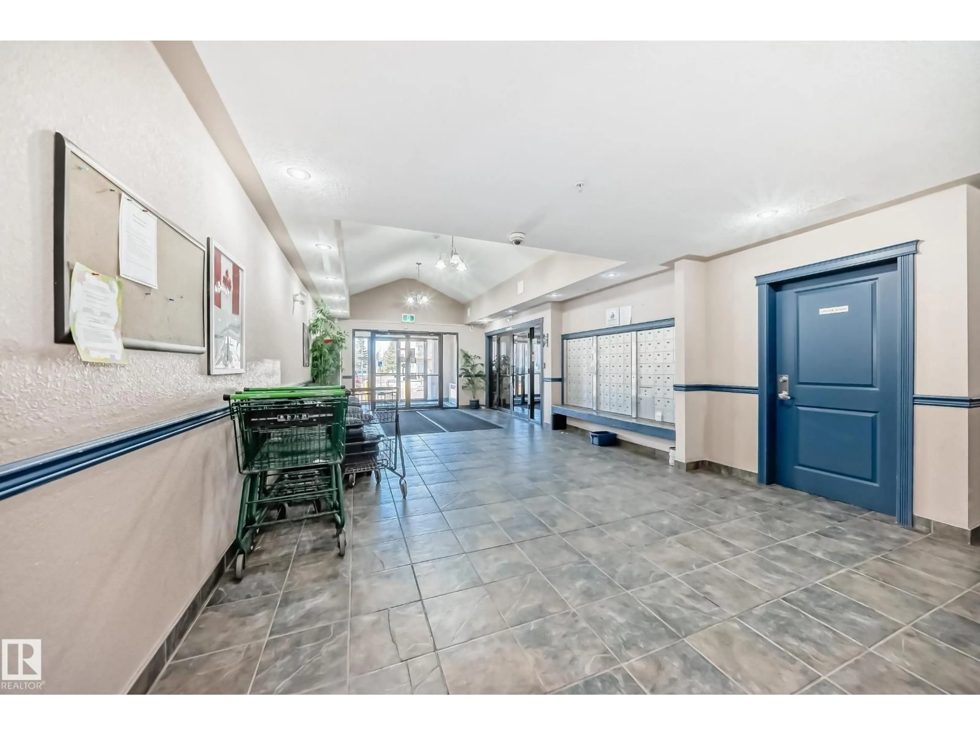 Indoor foyer for 126 - 16221 95 ST, Edmonton Alberta T5Z3V3