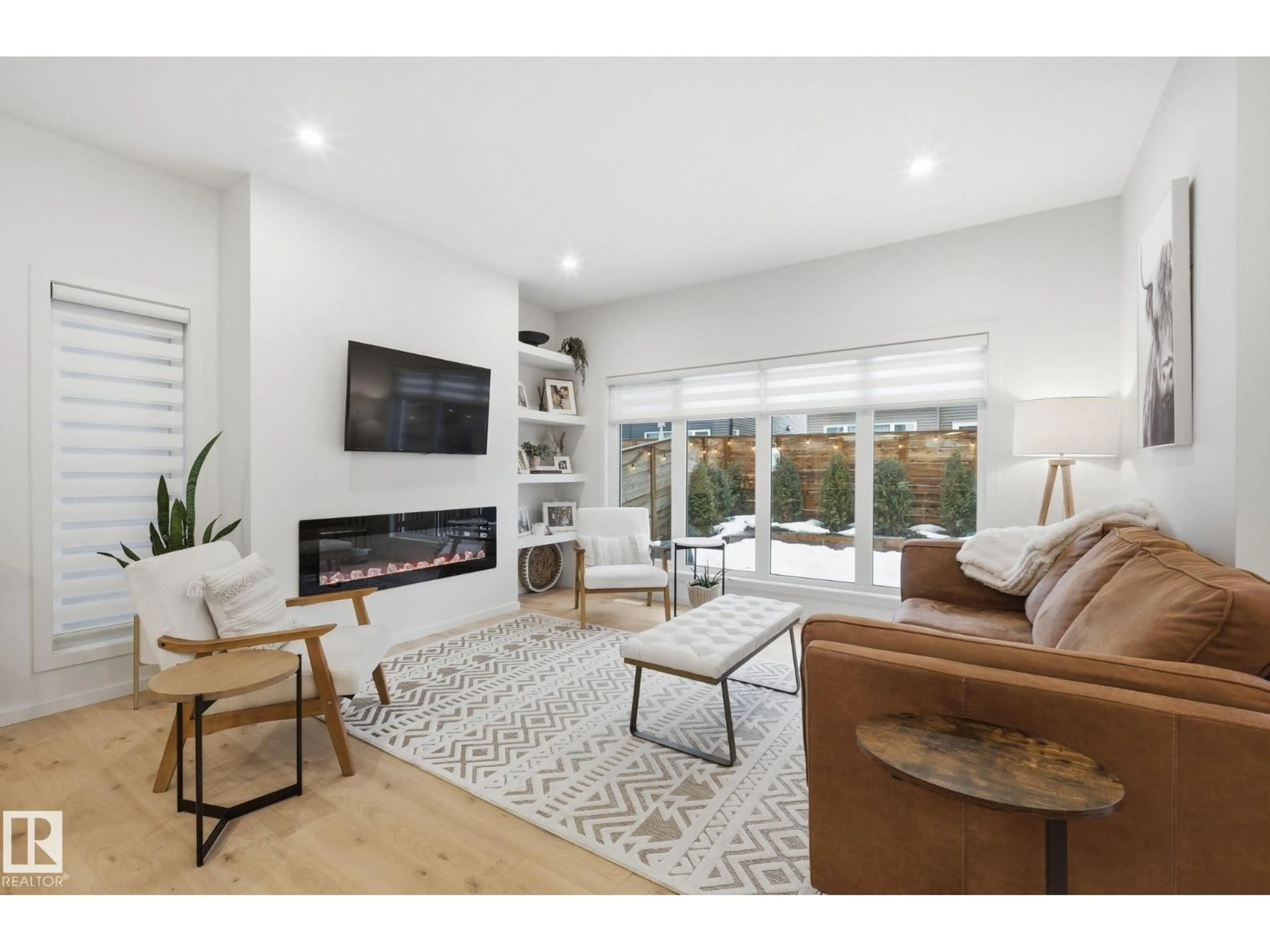 Living room with furniture, unknown for 48 RIVERHILL CR, St. Albert Alberta T8N7N4