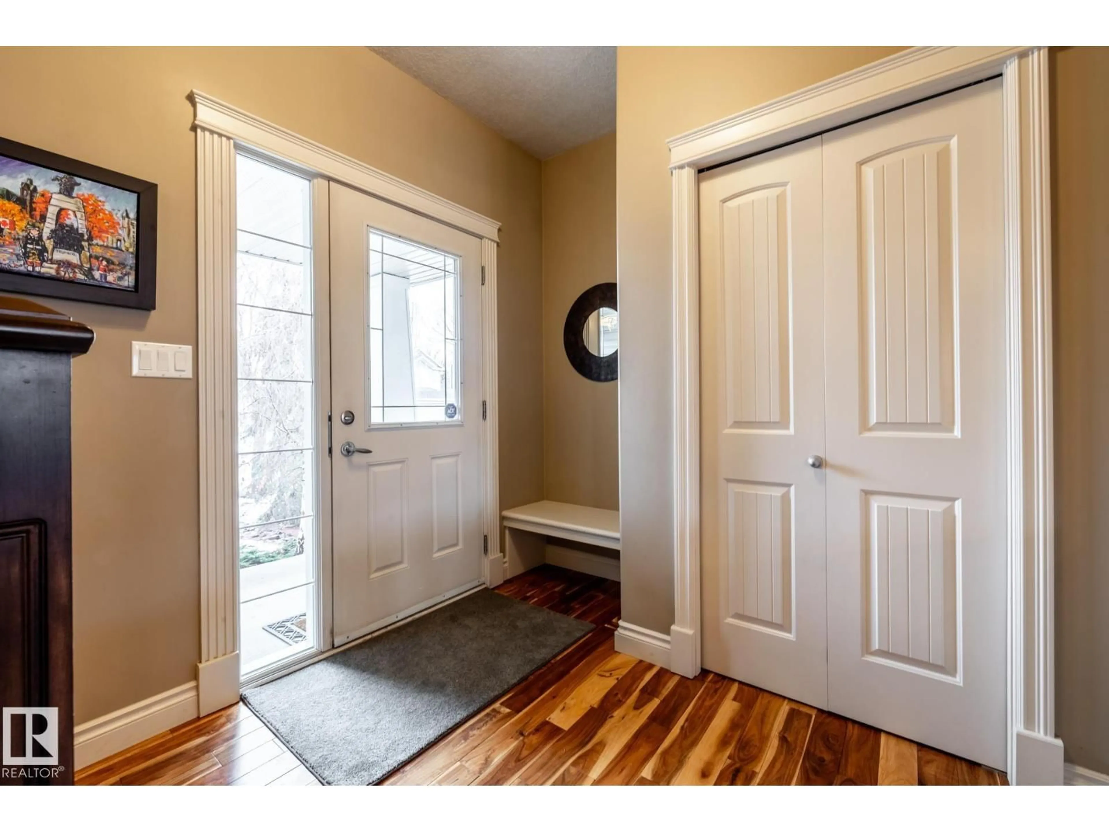 Indoor entryway for NW - 4815 209 ST, Edmonton Alberta T6M3A4