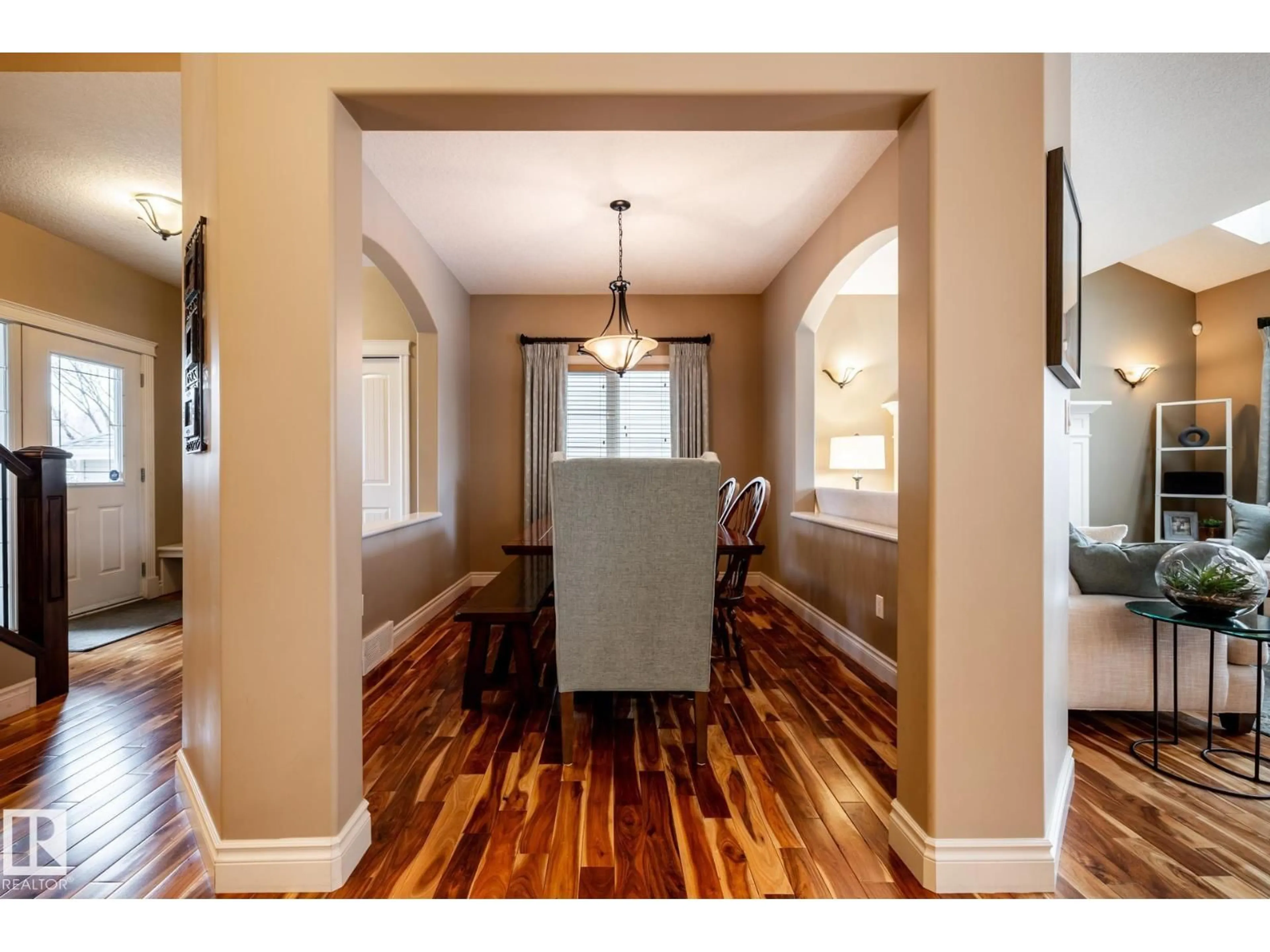Dining room, wood/laminate floor for NW - 4815 209 ST, Edmonton Alberta T6M3A4