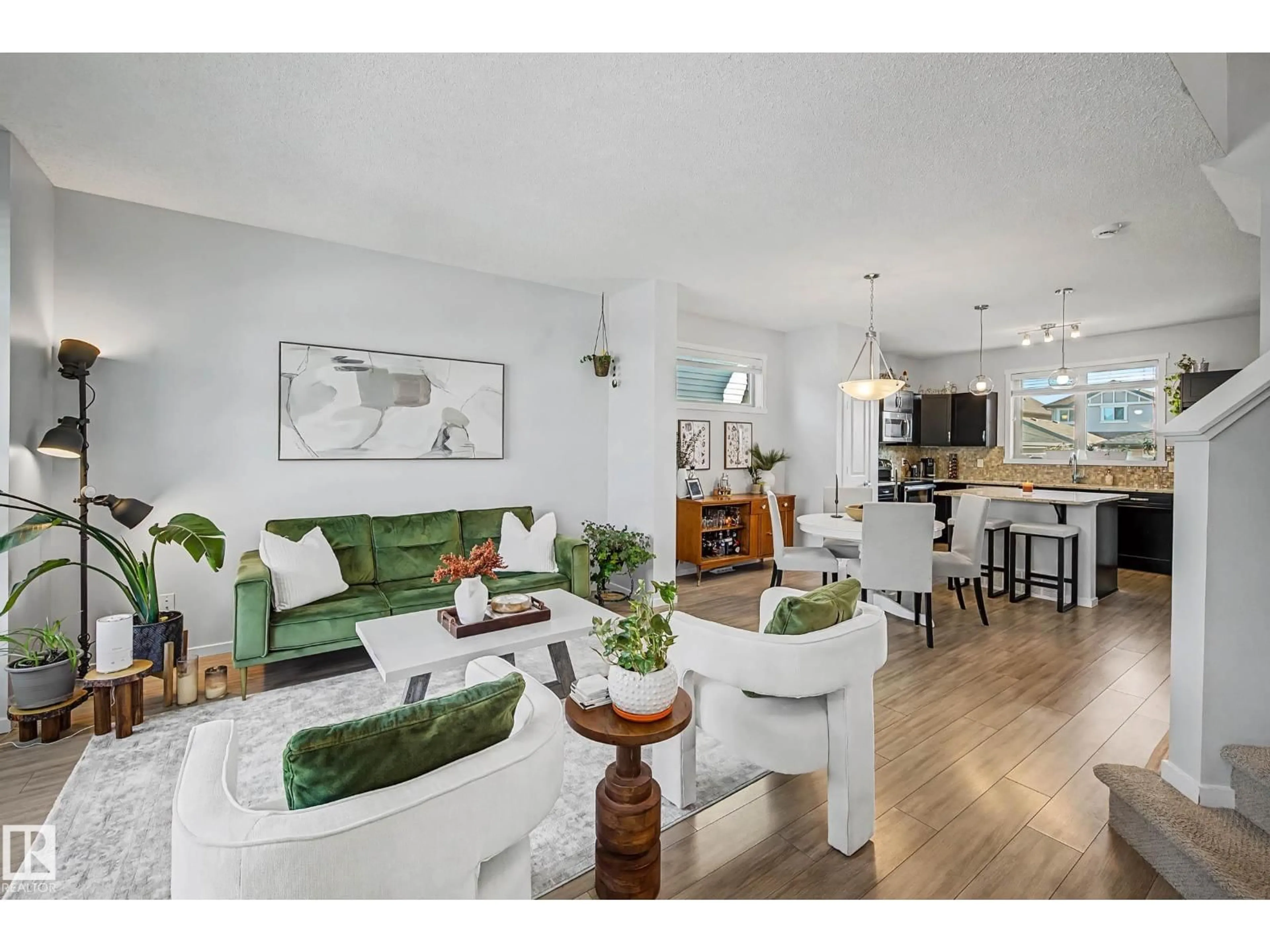 Unknown for 4110 ALLAN CR, Edmonton Alberta T6W2J9