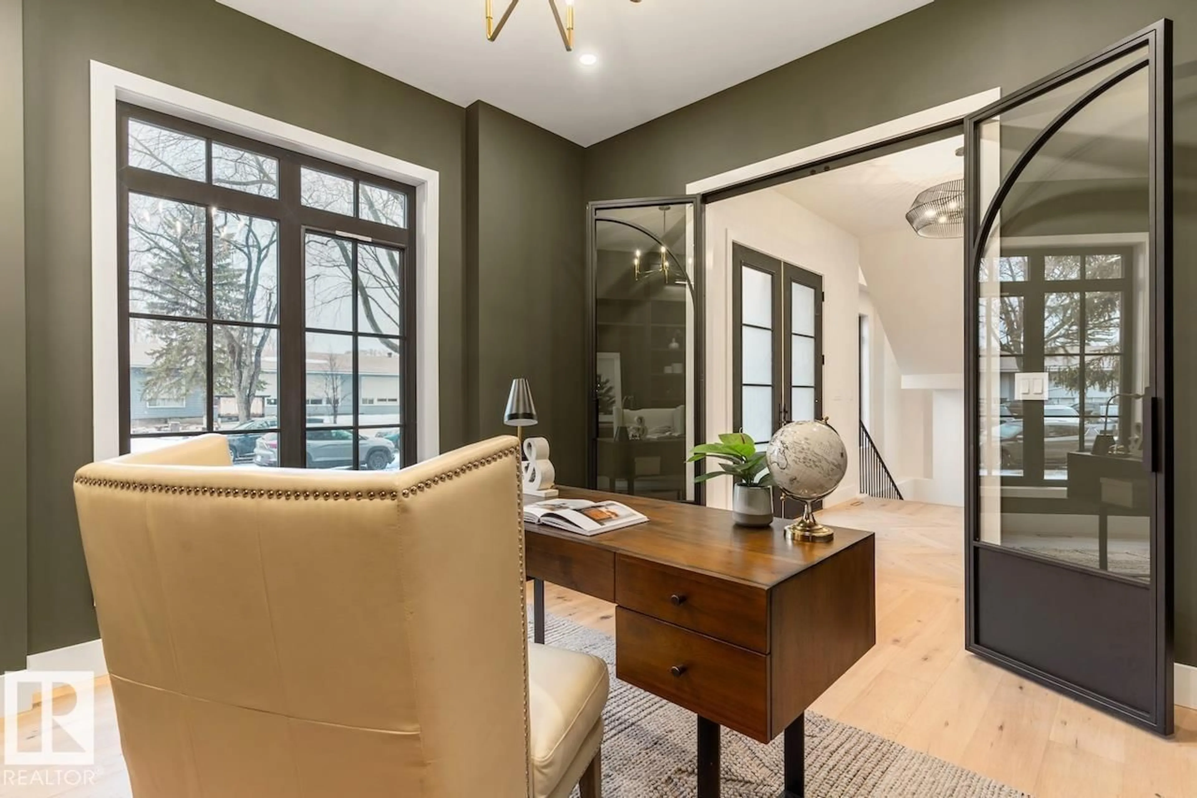 Indoor entryway for NW - 10519 138 ST, Edmonton Alberta T5N2J5