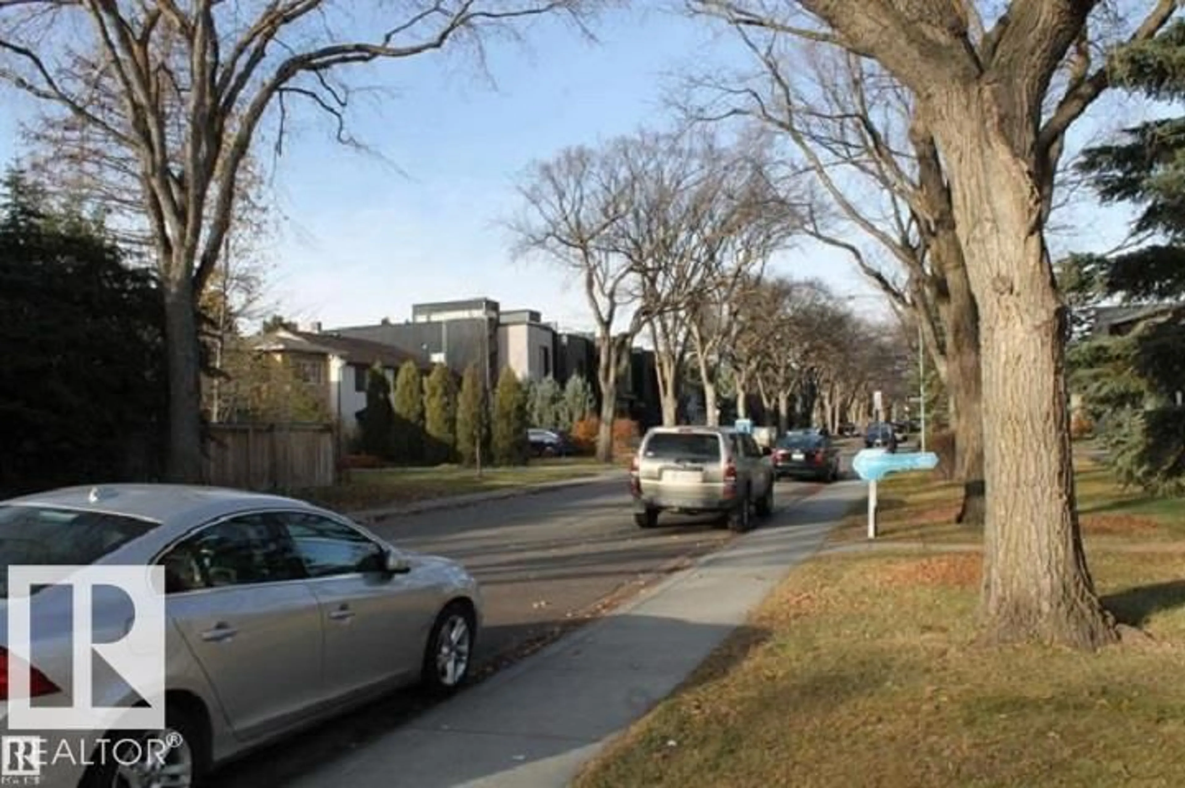 Blurry image for NW - 8931 117 ST, Edmonton Alberta T6G1R8