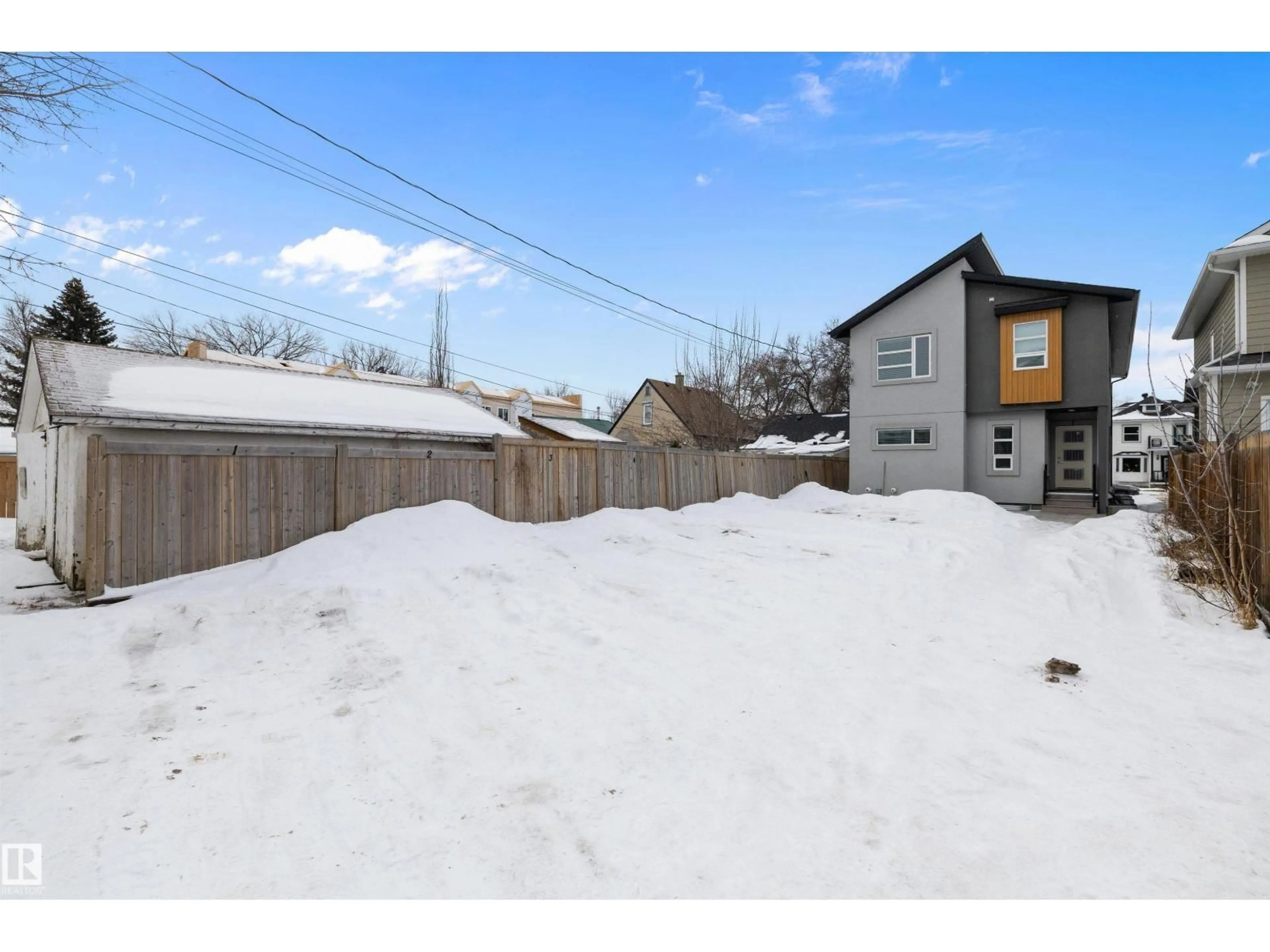 Unknown for 7419 106 ST, Edmonton Alberta T6E4W1
