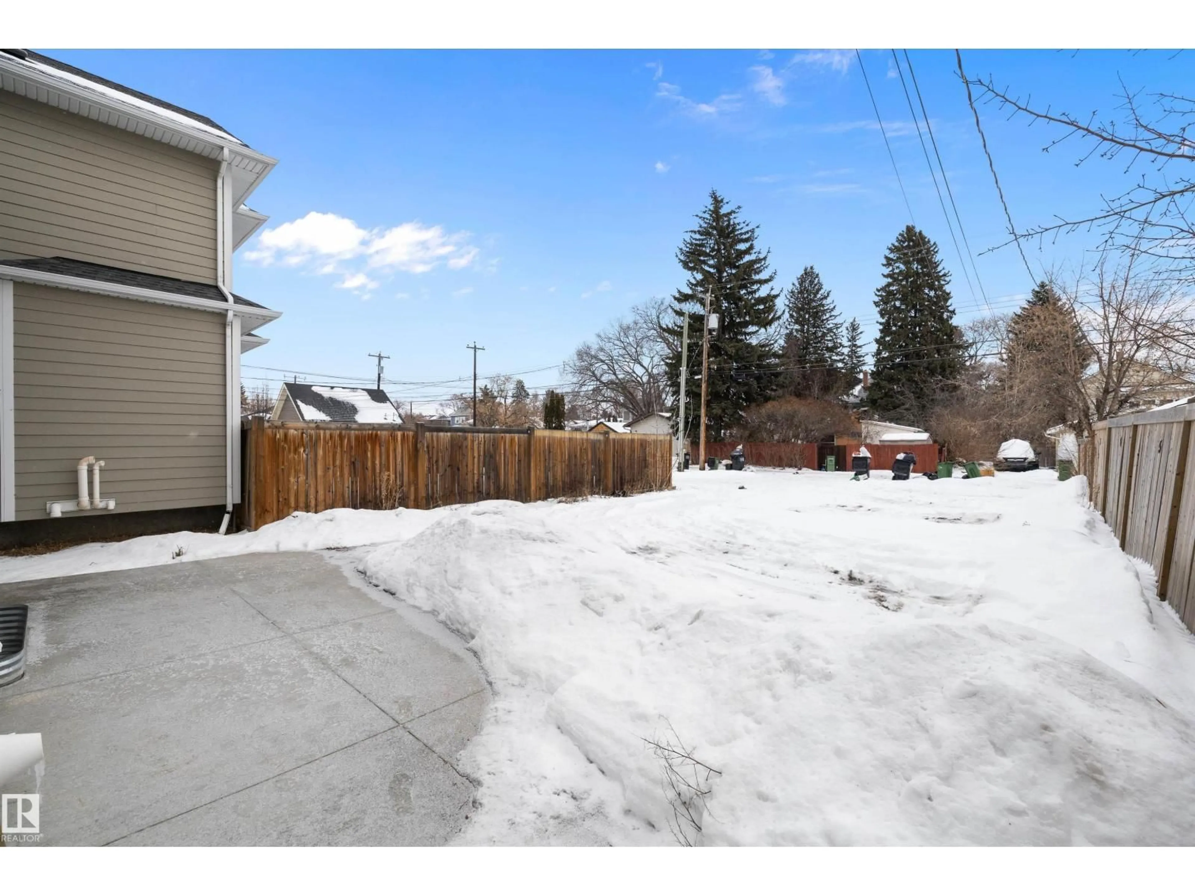 Patio, street for 7419 106 ST, Edmonton Alberta T6E4W1
