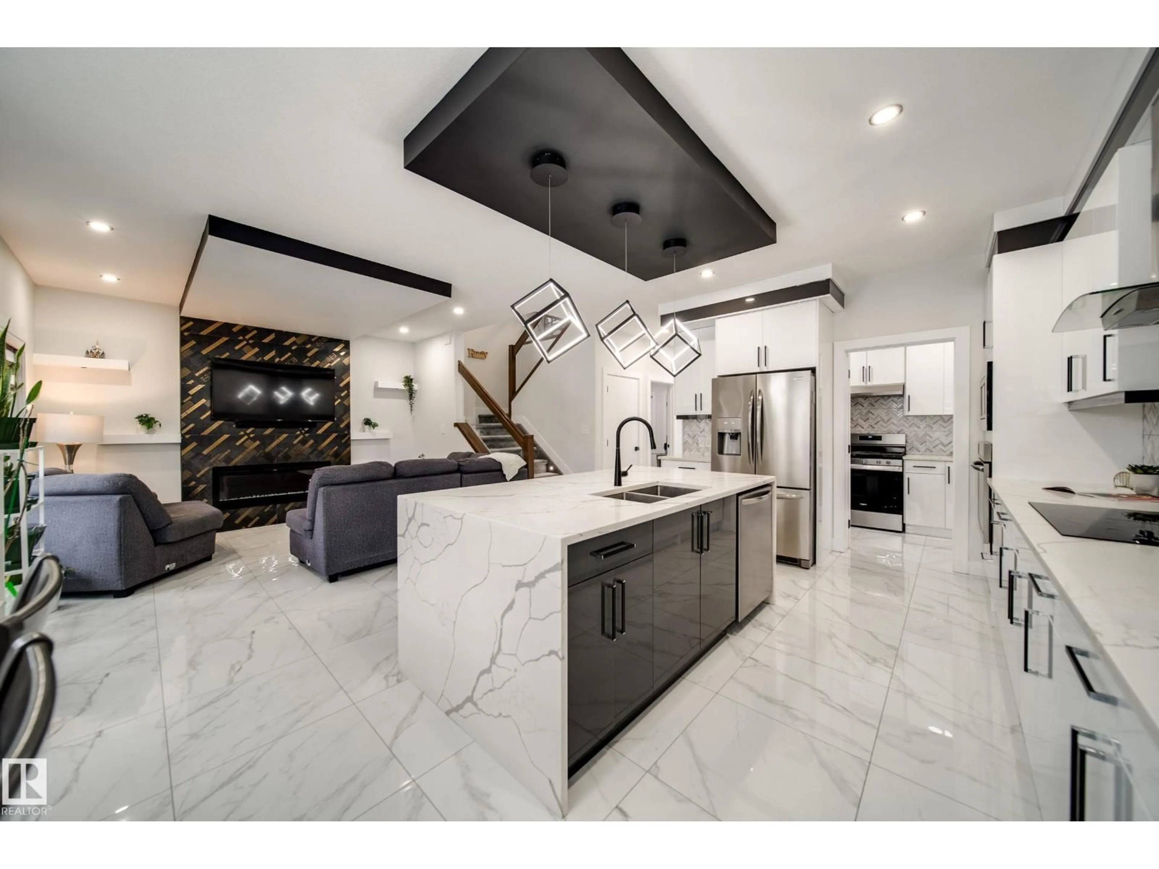 Open concept kitchen, ceramic/tile floor for 6903 173 AV, Edmonton Alberta T5Z0W4