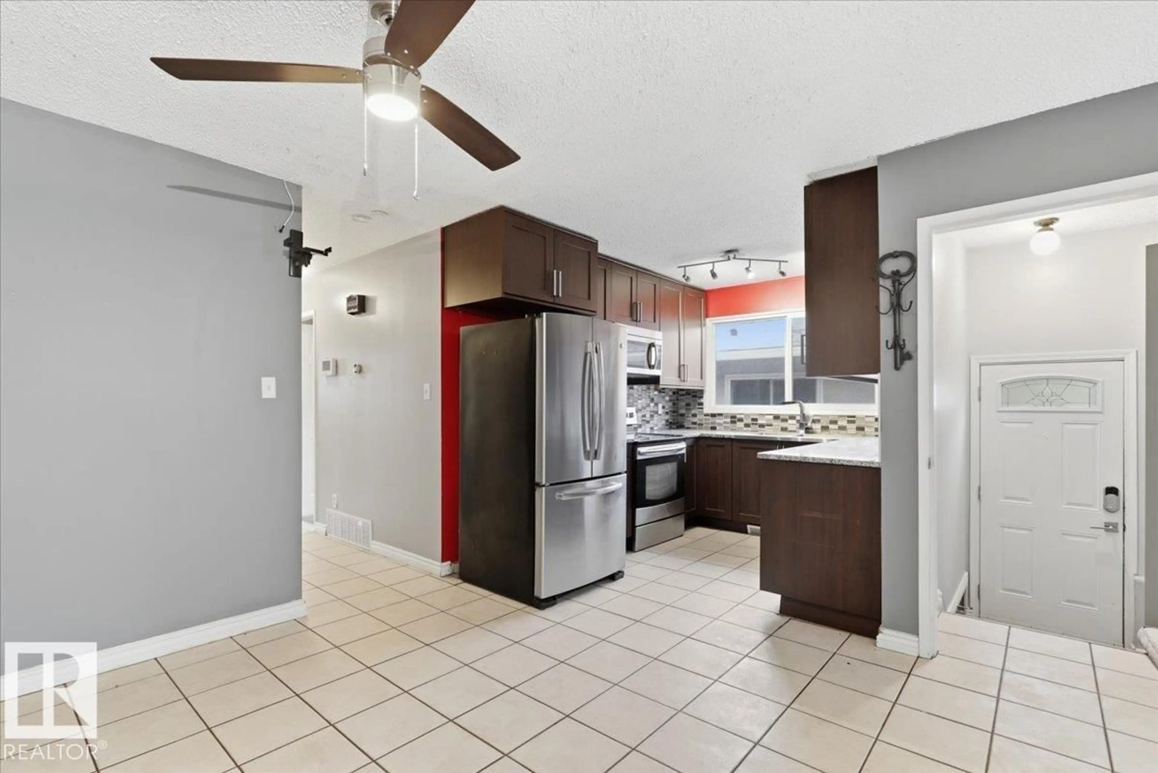 Unknown for 10232 154 ST, Edmonton Alberta T5P2H4