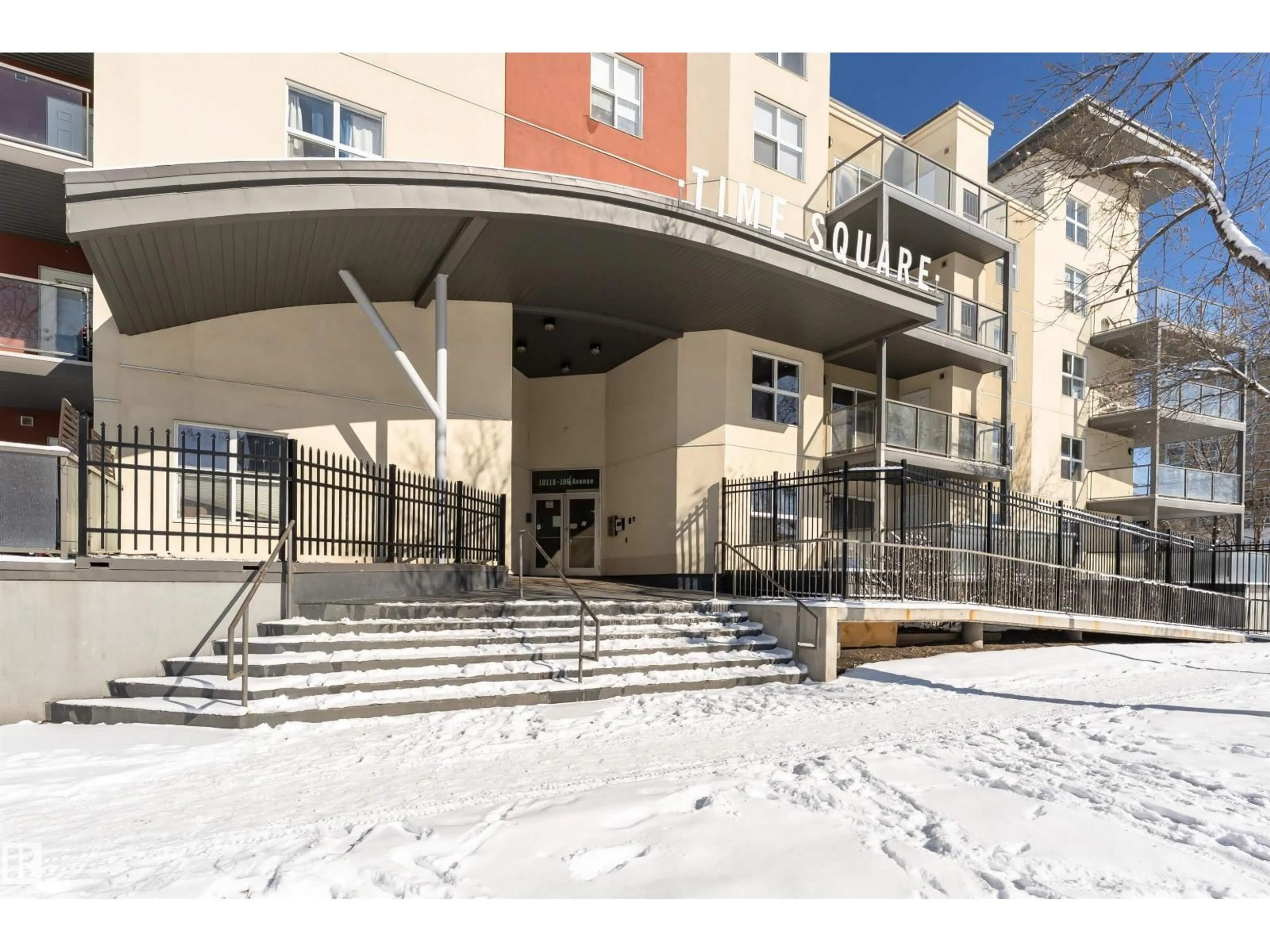 Patio, building for #107 - 10118 106 AV, Edmonton Alberta T5H0B8